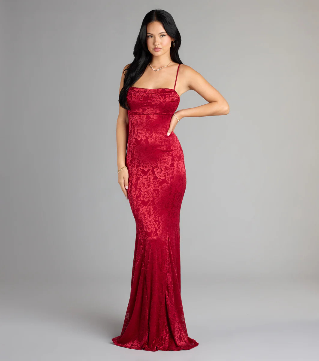 Kendal Lace Mermaid Formal Dress | Windsor Stores