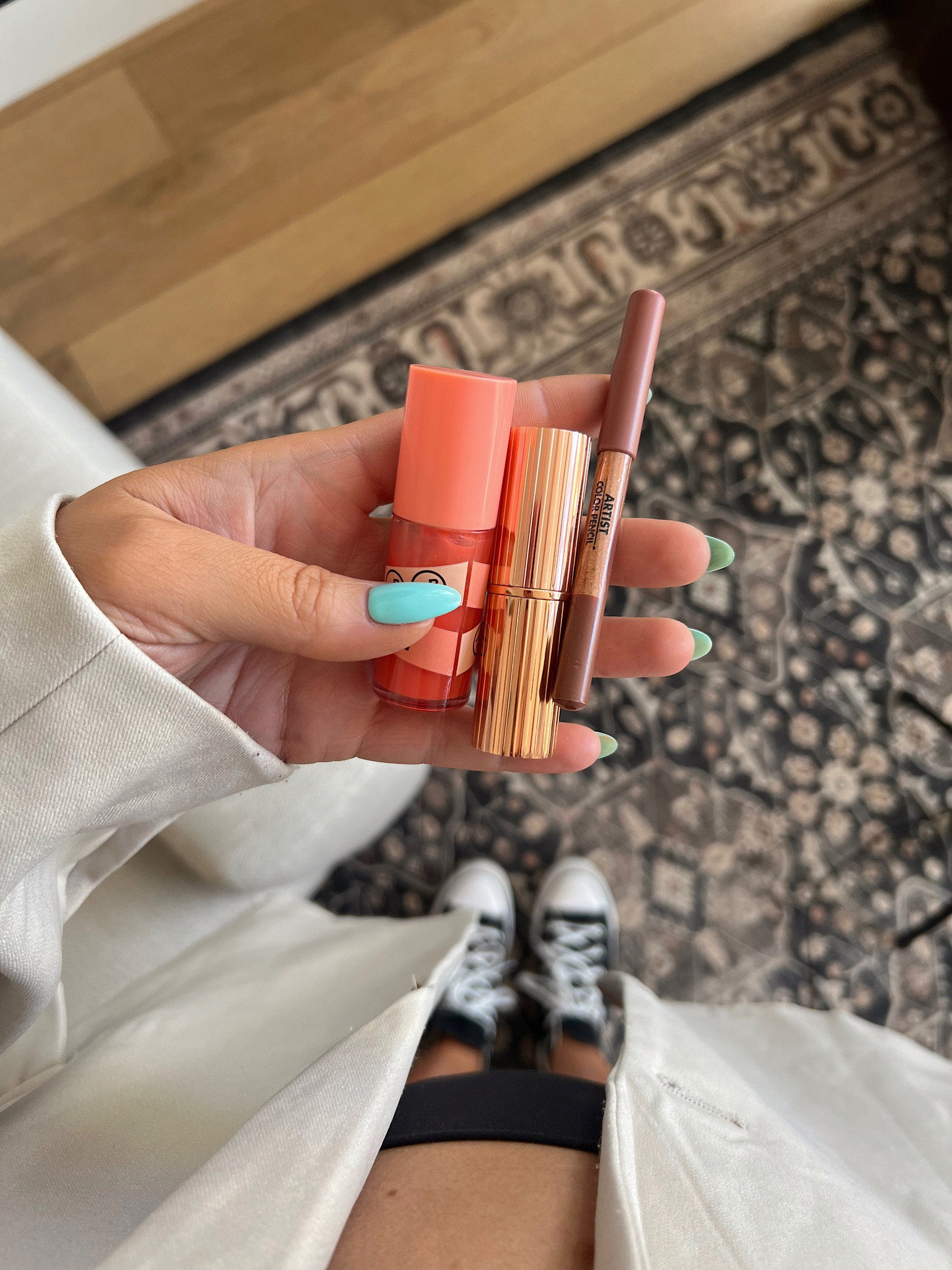 Current lip combo I’ve been wearing the past year or so! Love this neutral lip liner it lasts a long time & sharpens easily. Kim kw is pretty nude and light so I think the pink gloss on top adds a bit of color and softness! Gloss is not sticky and it’s so hydrating + perfect peachy color 

Lipstick, lip liner, lips, summer makeup, lip combo, nude lip 


#LTKbeauty #LTKunder50