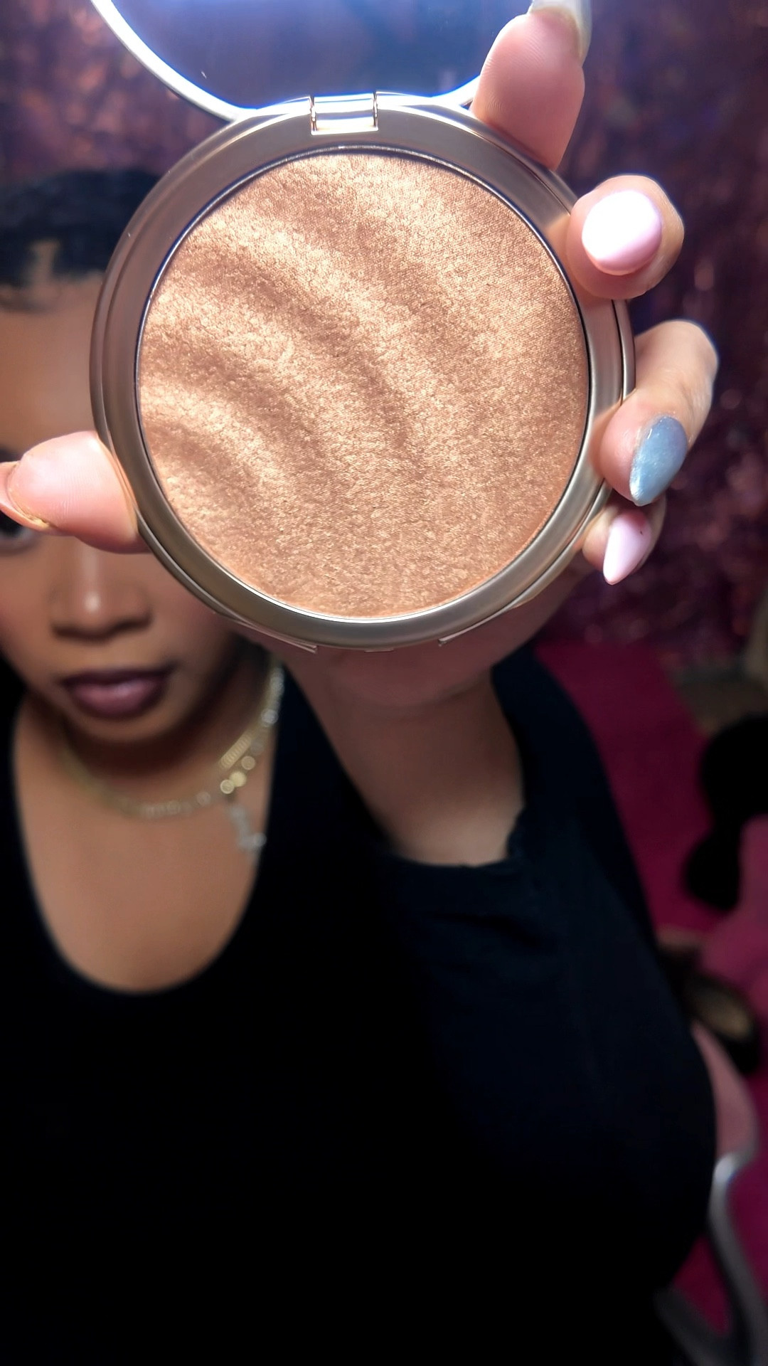 A bronze with spf 30! DEFINITELY A MUST HAVE! It’s KOPARI for the win 🥇 🥰🥰🥰 