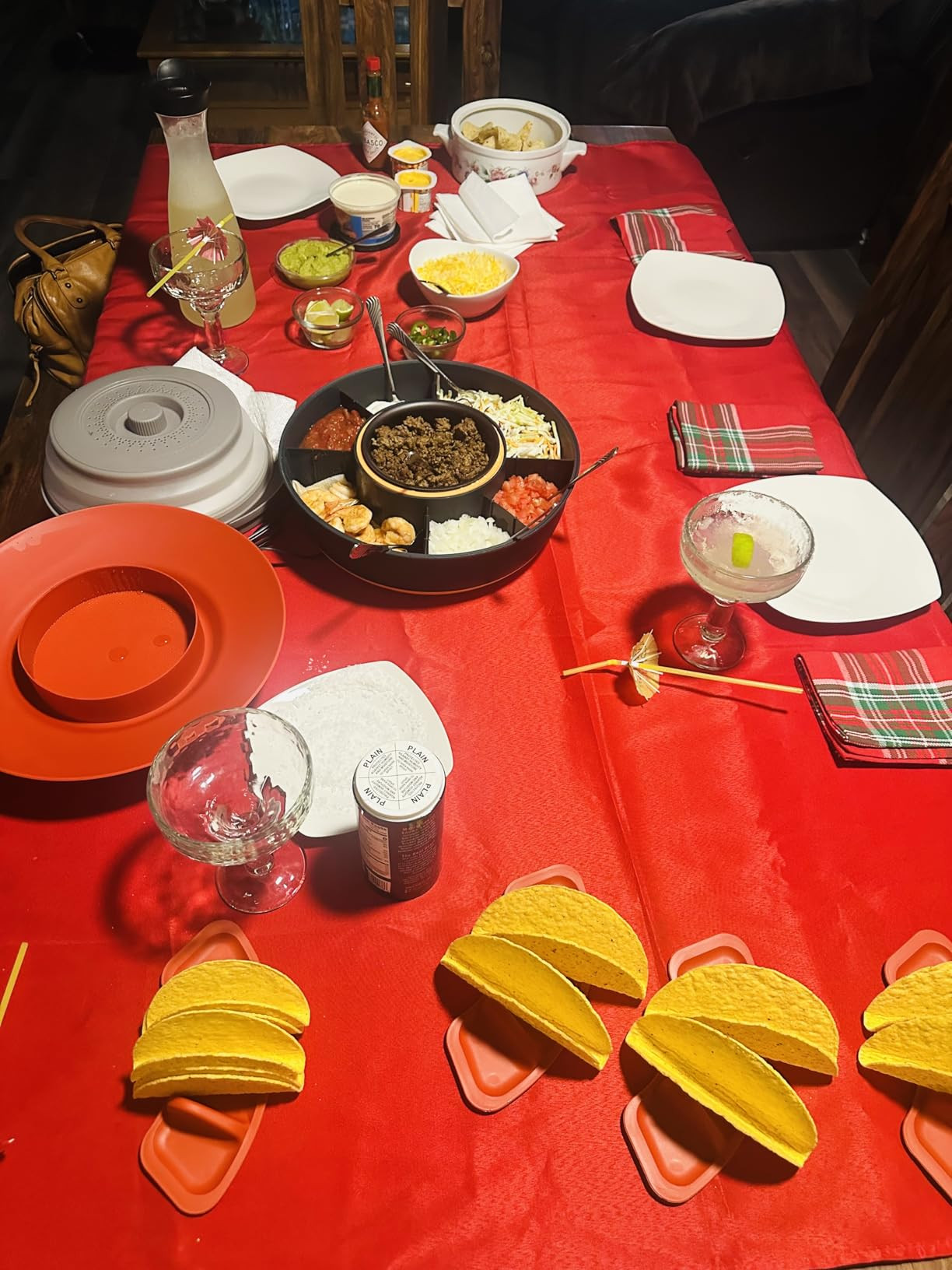 Taco Tuesday Kit - Taco Bar Serving Set for a Party - 30oz Heated Pot, 4 Taco Holders, & Detachab... | Amazon (US)