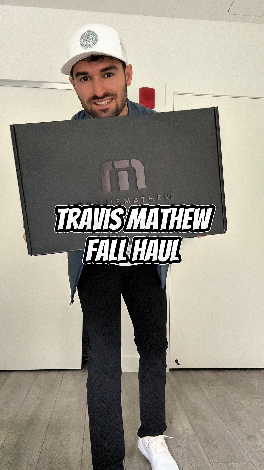 Travis Mathew Men’s Fall Clothing Haul

6 foot tall | 180 lbs

#TravisMathew #mensclothinghaul #clothinghaul #mensclothes #golfclothes

#LTKSeasonal #LTKMens