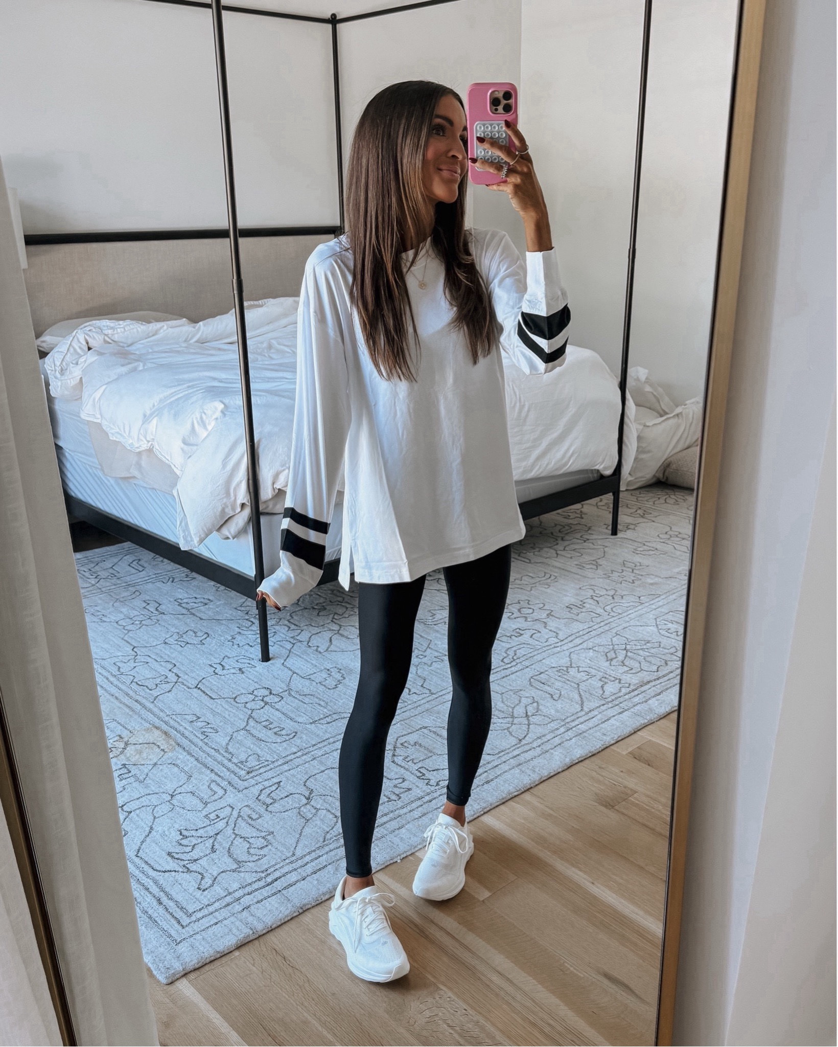 one of my fave ypb tee’s + leggings both on major sale! 👏🏻 wearing a medium in top for a more oversized fit / xs in leggings 🖤

#LTKCyberWeek