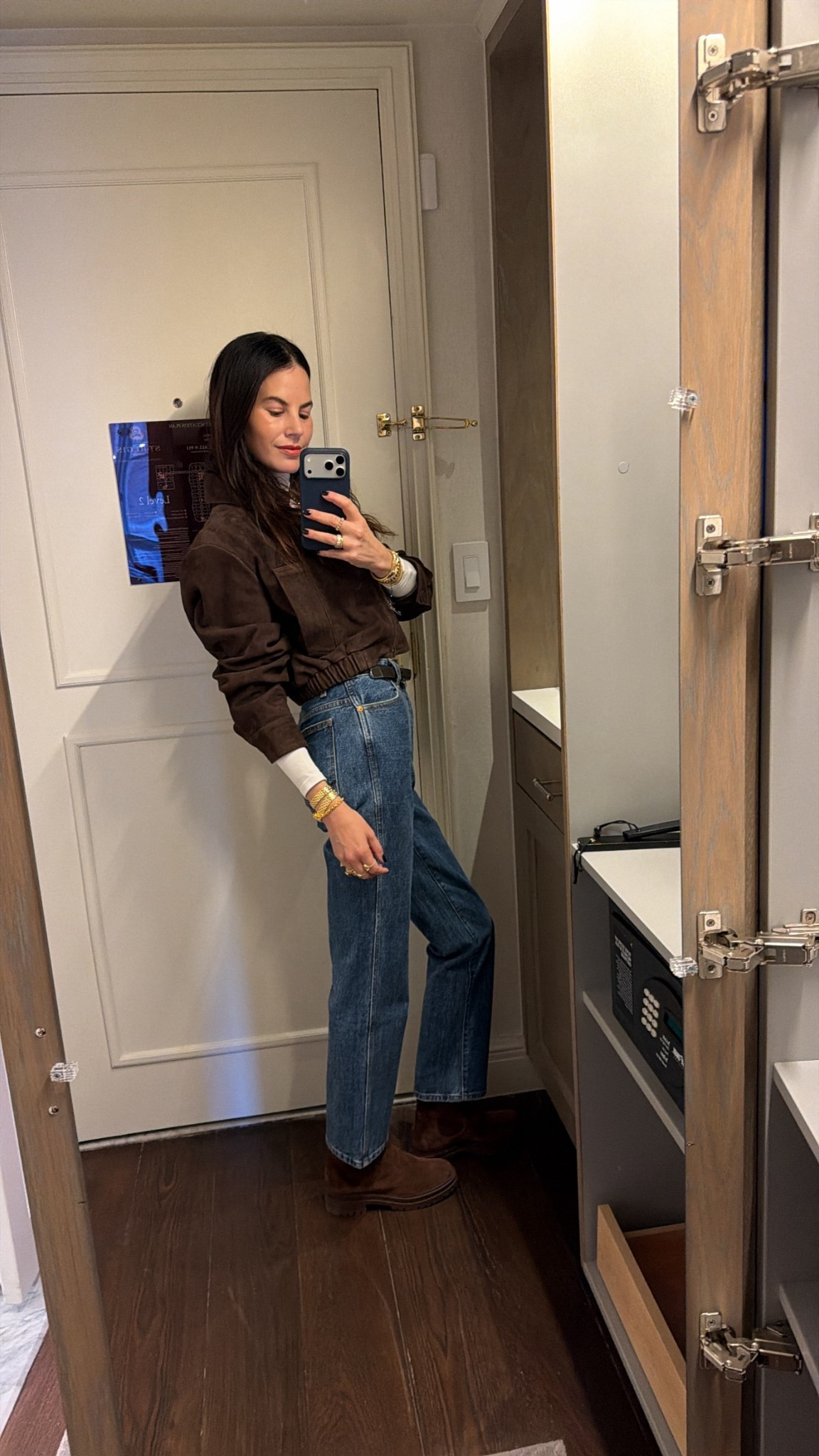 What I’m wearing in Aspen, Colorado! Linked looks for less too!


Women’s fashion, winter fashion, winter style, winter outfits, winter outfit inspo, winter ootd, holiday fashion, holiday style, holiday outfits, what to wear for, Colorado, aspen, aspen outfits, Colorado outfits, snow outfits, travel outfit, airport outfit, western outfit, suede jacket 




#LTKootd #LTKOver40 #LTKSeasonal