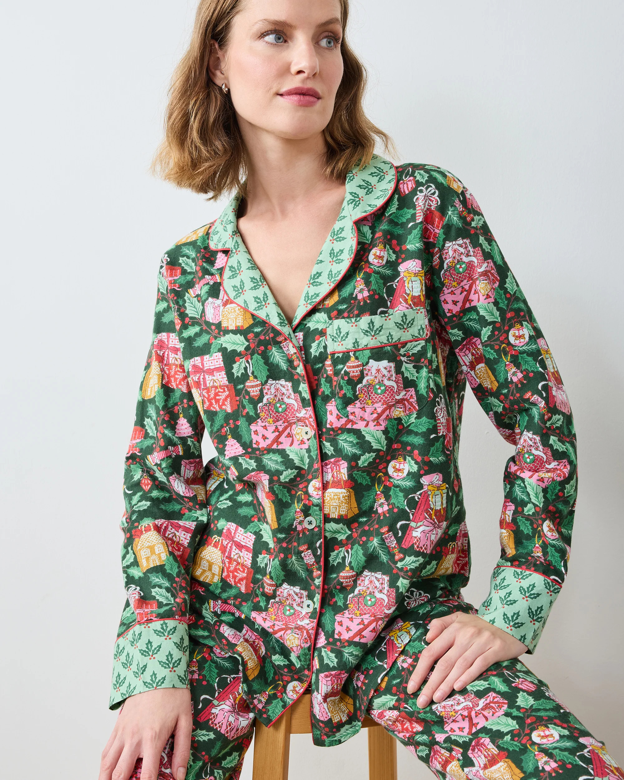 Holly Gifts - Lightweight Flannel Long PJ Set - Garland | Printfresh