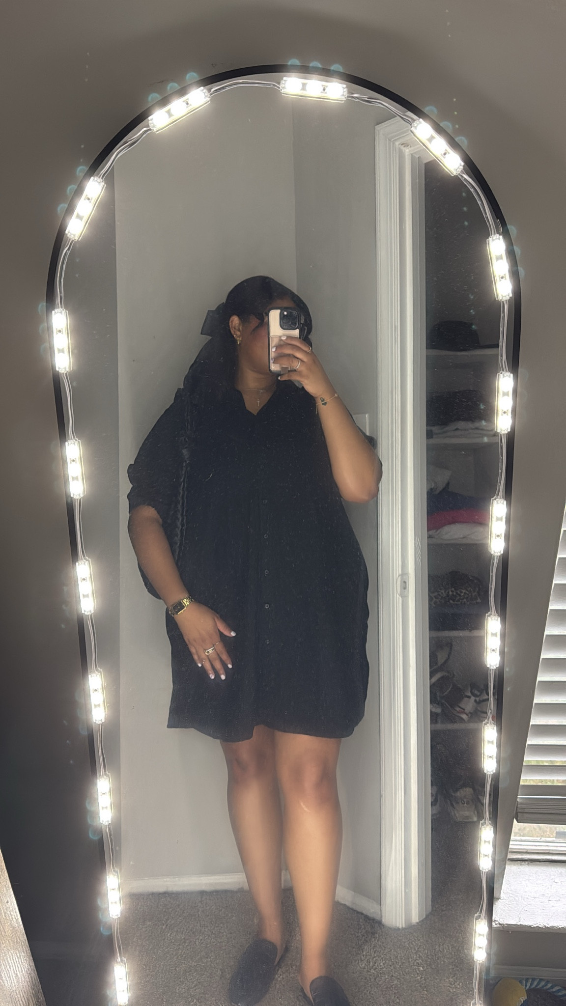 All-black linen moment 🖤✨ This breezy button-up dress from Old Navy is the perfect mix of comfy and chic. Paired it with Target flats and my go-to Amazon bow for an easy, feminine finish. Ideal for work or weekend! #OldNavyStyle #TargetStyle #AmazonFinds #BlackDressLook #LinenOutfit #ChicAndComfy #LTKCurves #LTKUnder100 #EffortlessStyle

#LTKFindsUnder50 #LTKWorkwear #LTKStyleTip