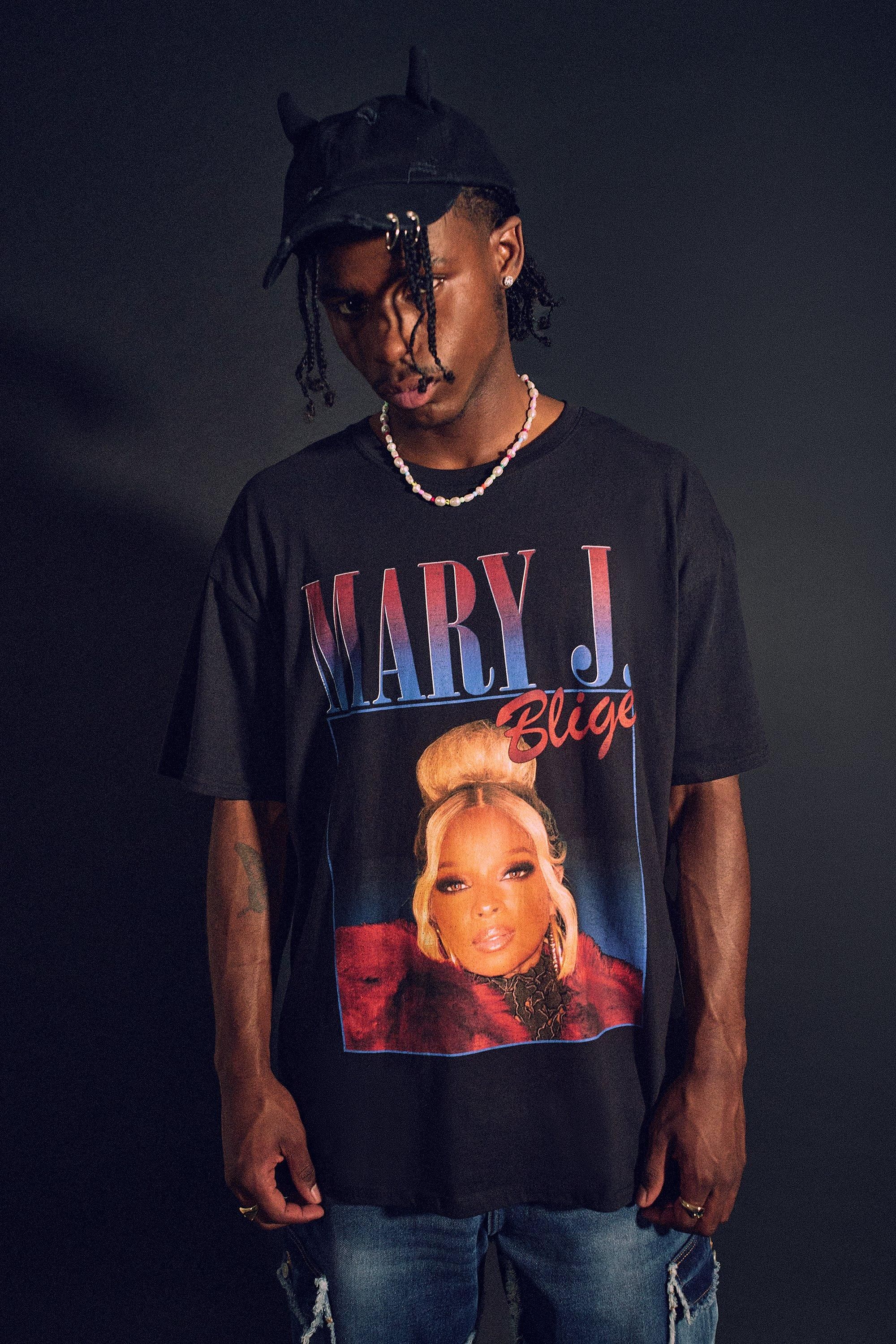 Oversized Mary J Blige License T-shirt | boohooMAN (DE, IE & UK)