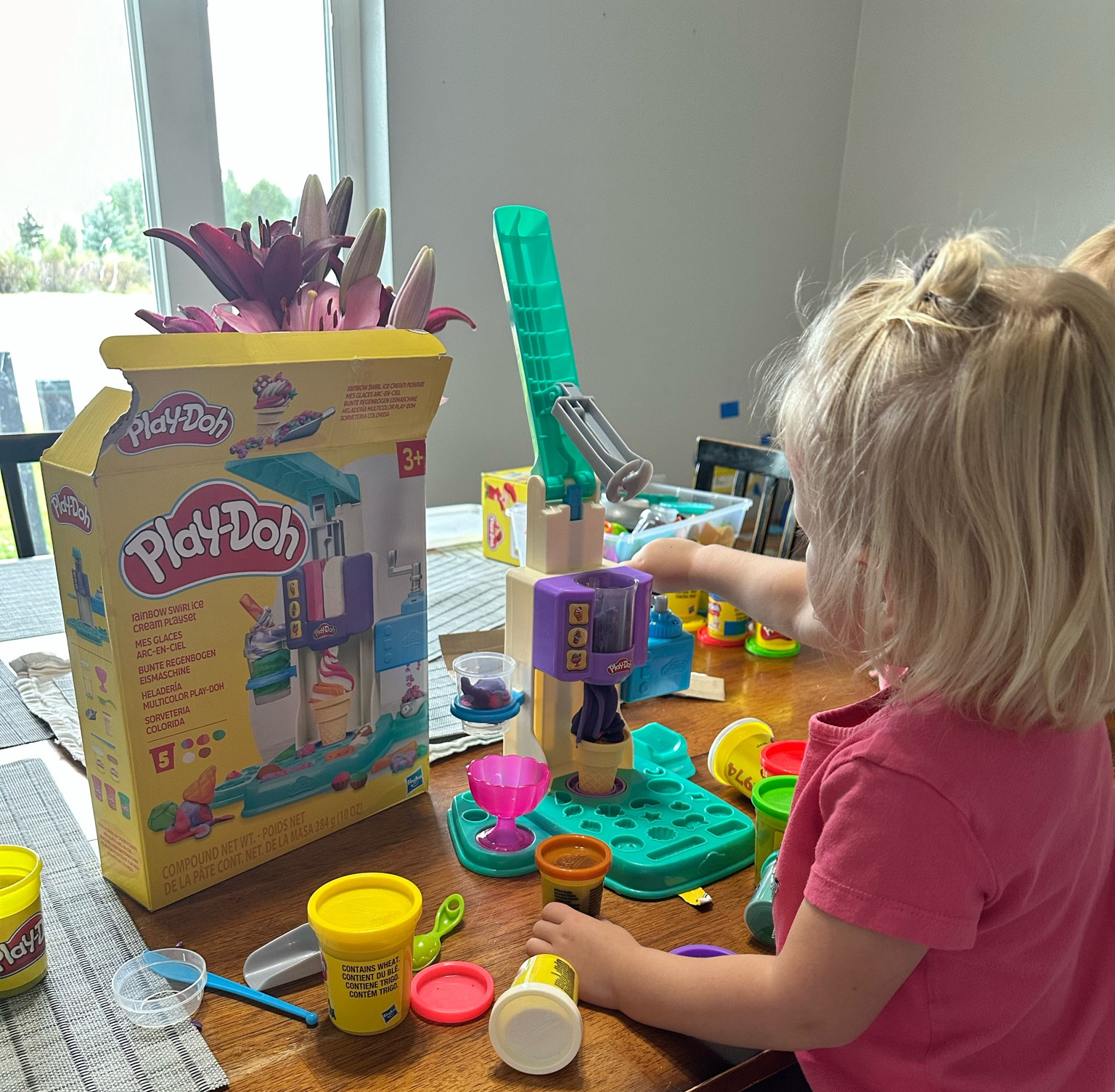 This Ice Cream Parlor Serving Scary Scoops \u0026 Wicked Sundaes May Have The  Most Halloween Decorations In South Florida, image size:1181x1158