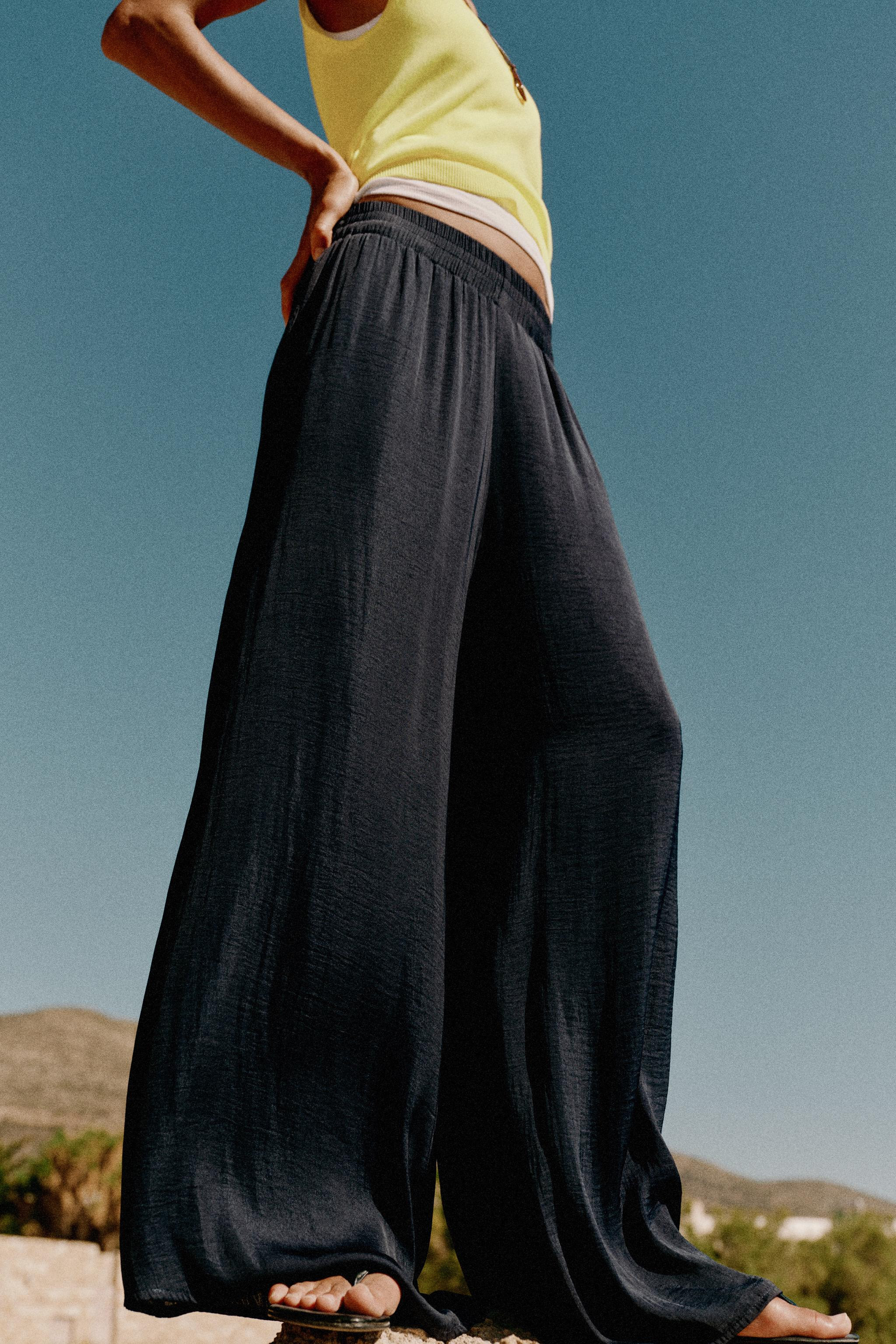 FLOWY WIDE LEG PANTS | Zara US
