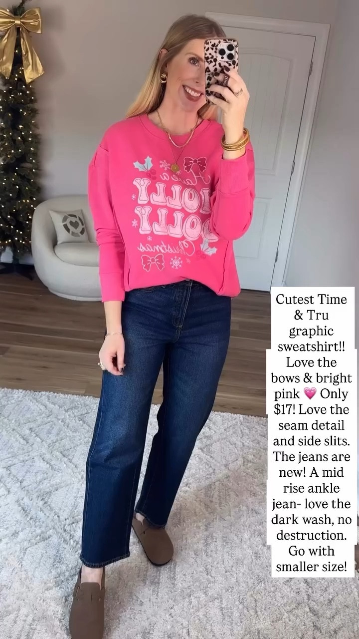 Walmart try on, graphic sweatshirt 

#LTKStyleTip #LTKHoliday #LTKFindsUnder50
