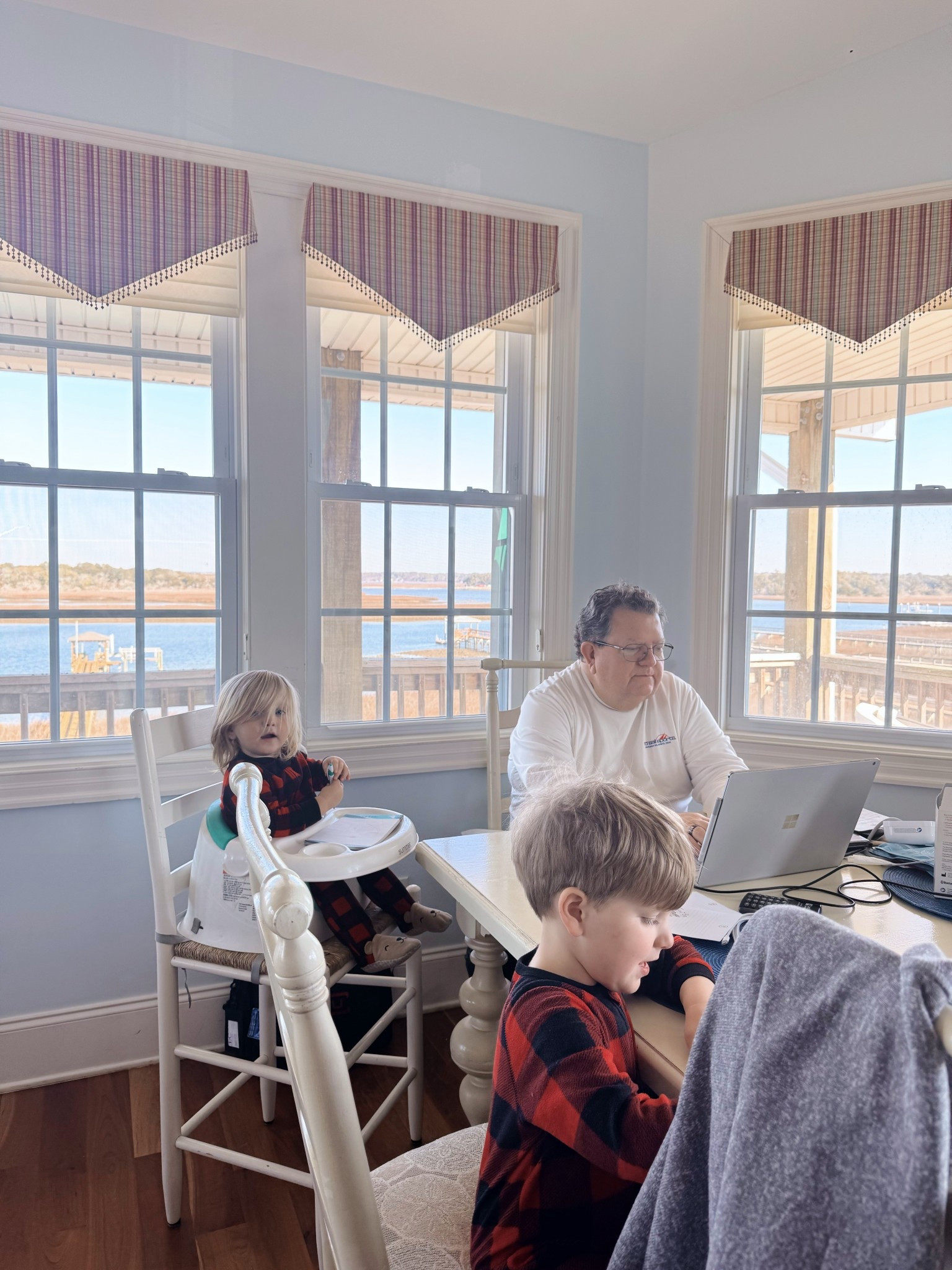 “Working” 😉 with Papaw this morning 🫶🏽