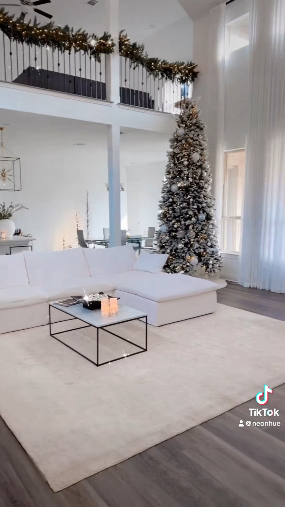 Christmas is around the corner! Here’s some inspo 😆🎄