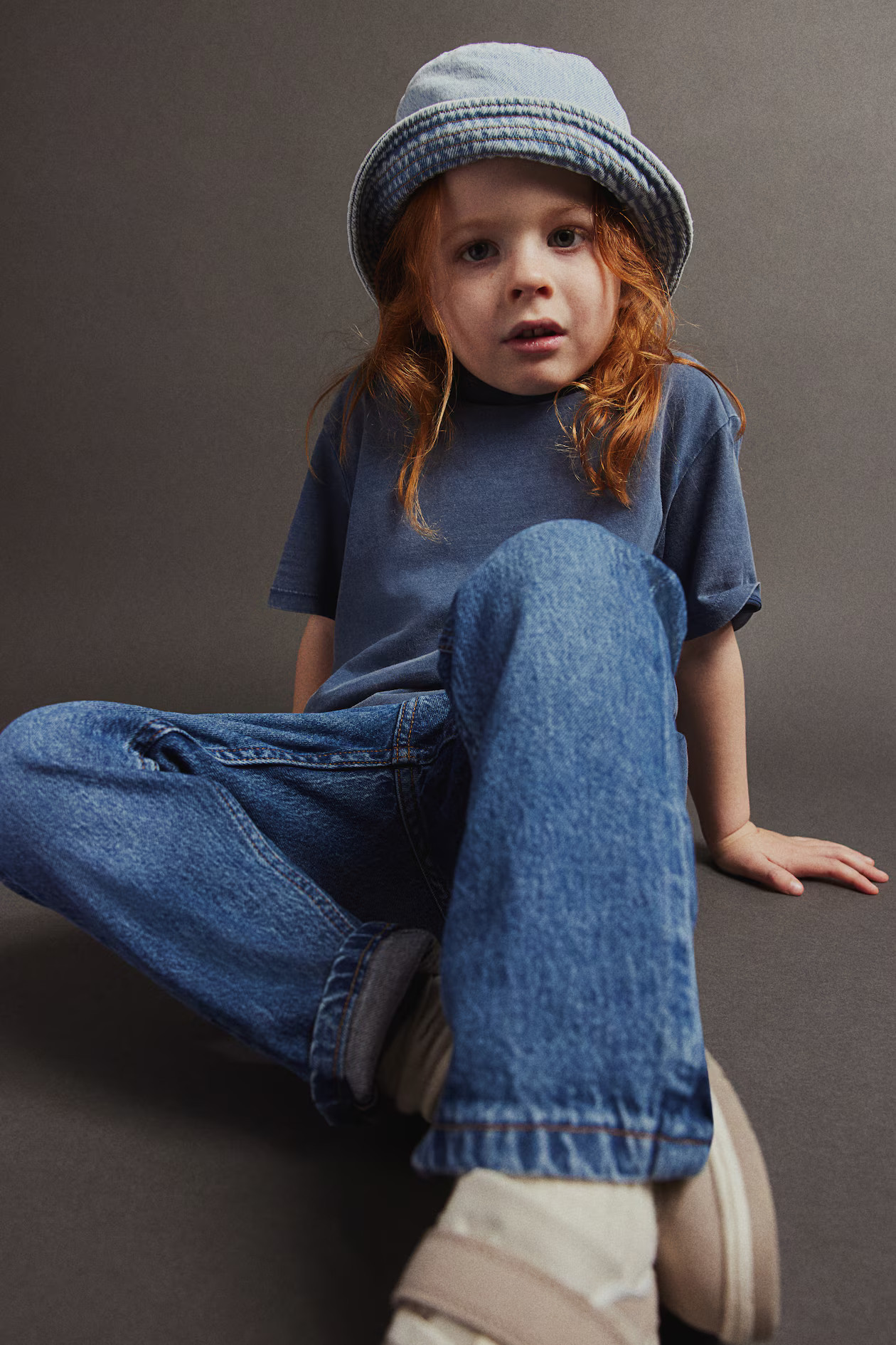 Straight Leg Jeans | H&M (US + CA)