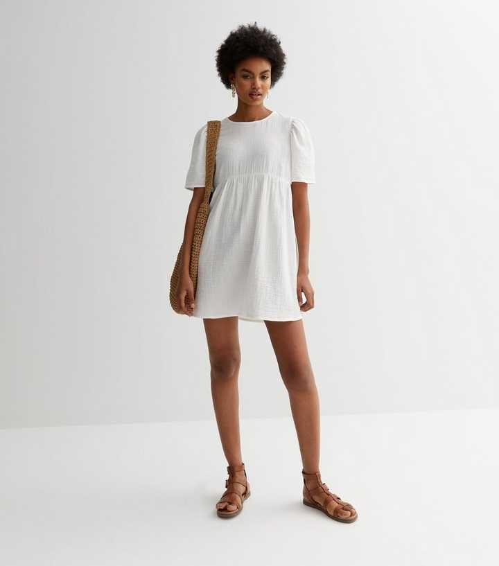 White Cheesecloth Mini Smock Dress
						
						Add to Saved Items
						Remove from Saved Items | New Look (UK)