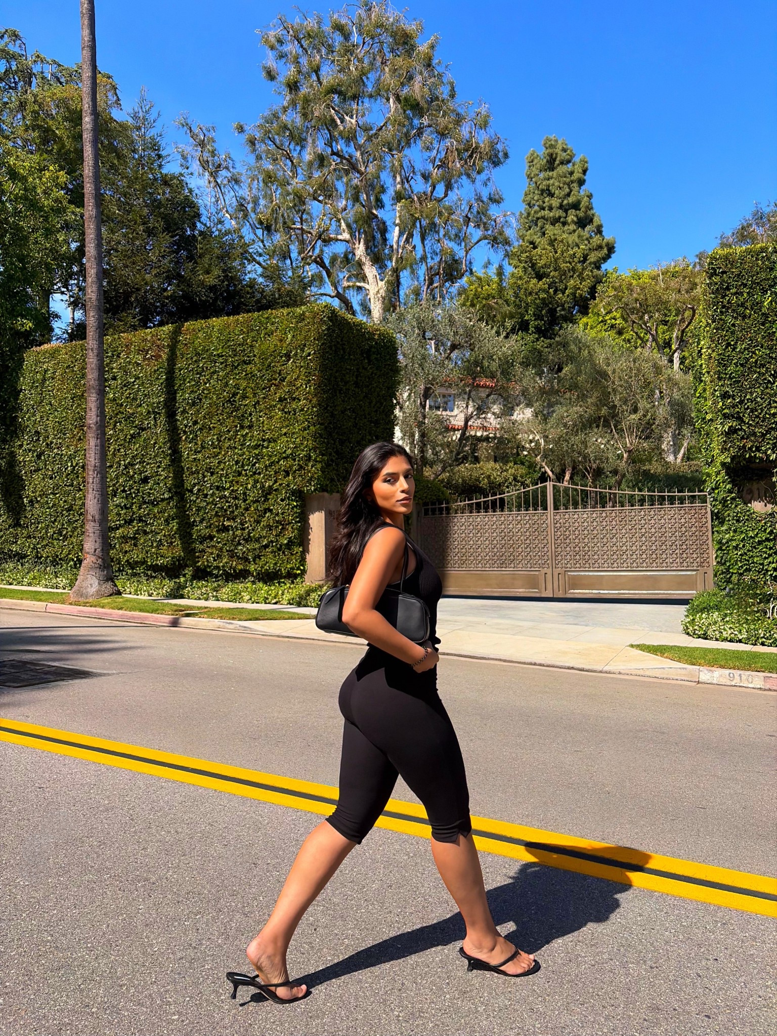 Capri pants and Kitten Heels 

#LTKgrwm #LTKootd