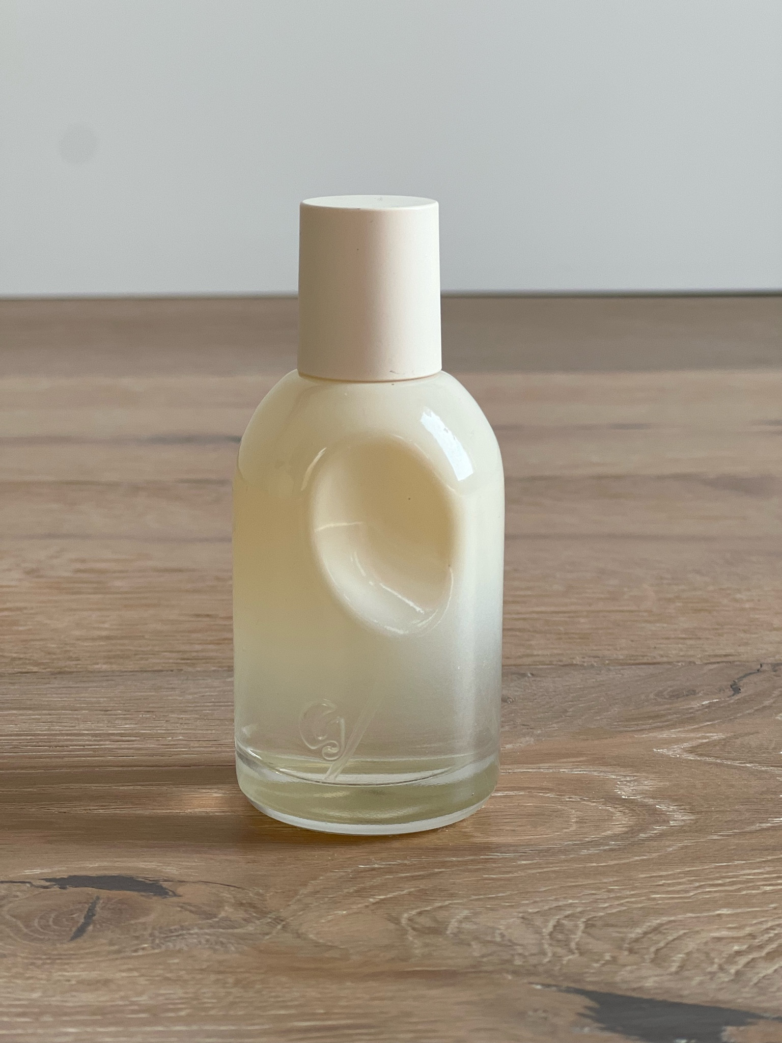 Glossier You Doux Fragrance | Sweet Violet, followed by a precious blend of woody Palo Santo, Frankincense and smoky Myrrh—heightened by a warm, musky base driven by Ambrox | Vegan | Cruelty-Free | Sephora