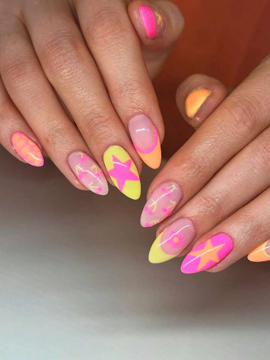 24pcs Almond Shaped Manicure Set Gift Box, Spring Macaron Color Dopamine Palette, 5-Pointed Star ... | SHEIN