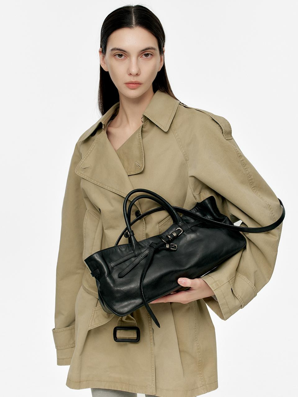 [MARGESHERWOOD] GRANDMA USED pull-up TOTE BAG [black] | W Concept (US)