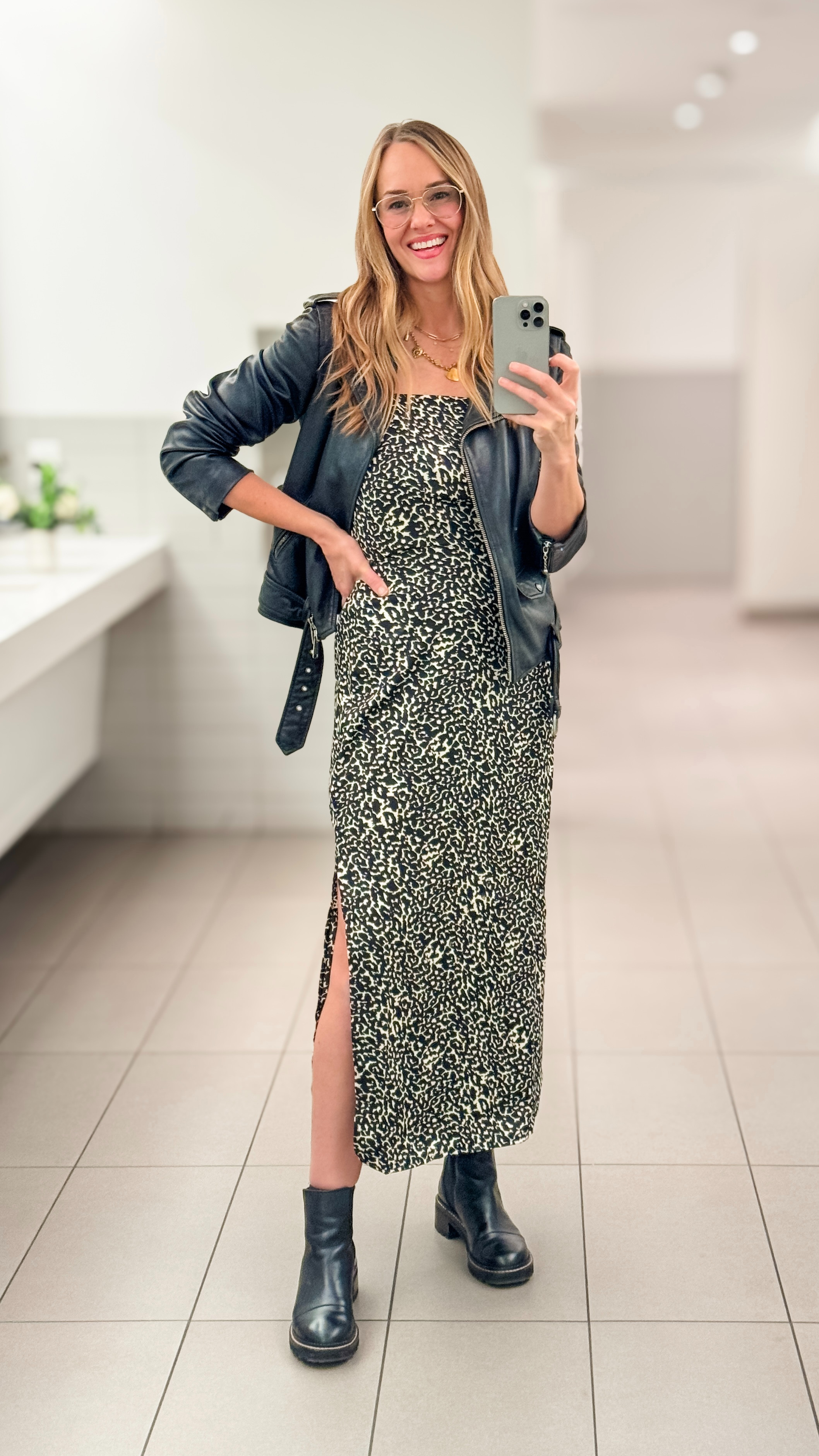 Leather + leopard = power combo.
Threw this on for a busy day and somehow looked like I had my life together. 🐆🖤
Shop the look on LTK. #LTKFall #LTKfashion #casualchic

 