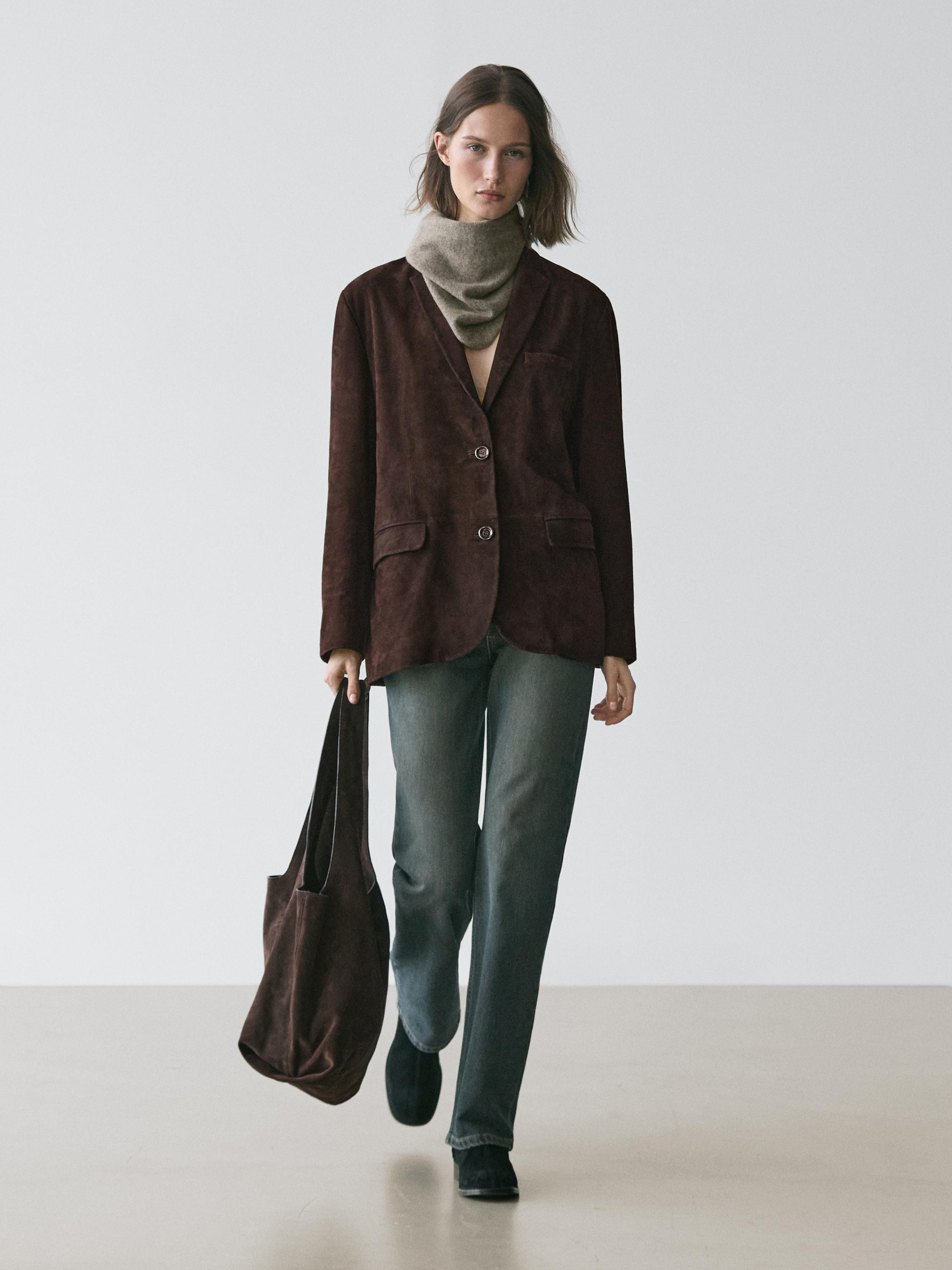 VIEW LOOK
100% suede leather blazer

 £349  Colour:  Brown  Add to basket | Massimo Dutti UK