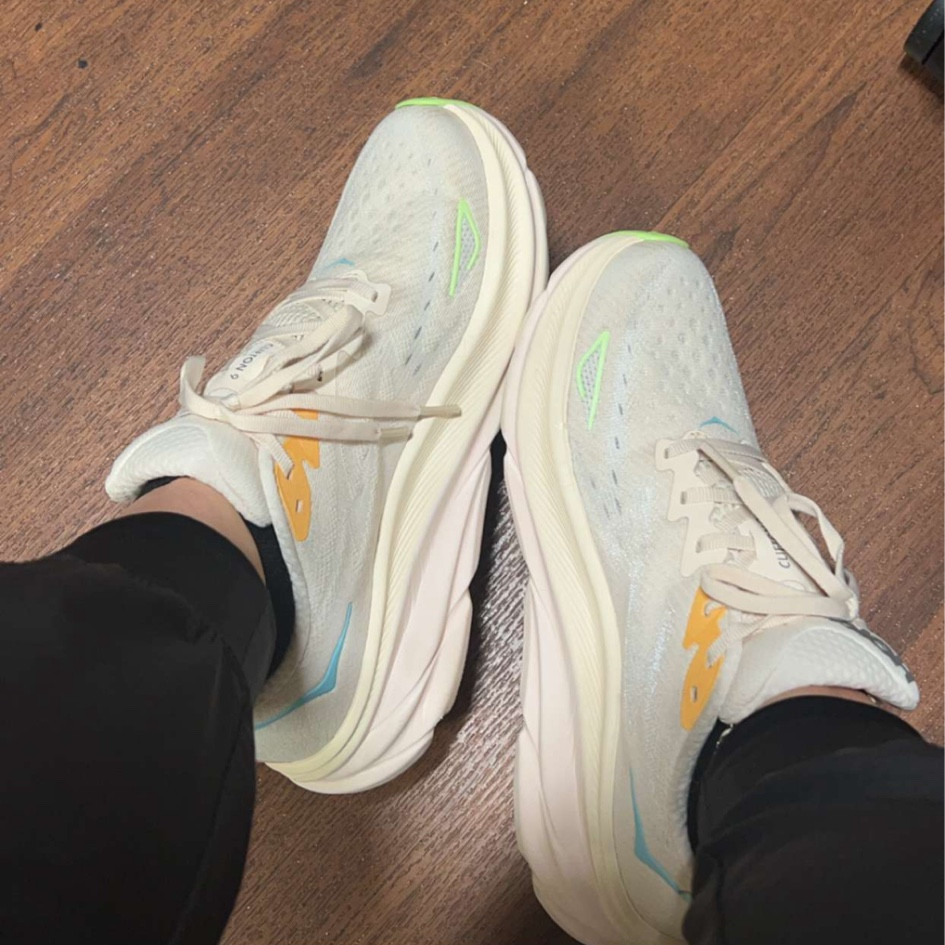 Spring sneakers. My client loves her and I have the same pair. They are so comfy  