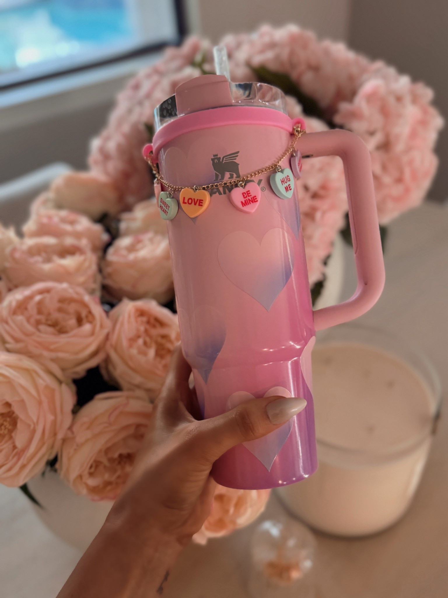 Obsessed with this cute Stanley charm! 