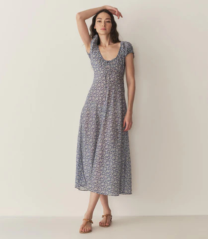 D�?EN Sofia Dress -- Blue Porcelain Tea Floral - Size - L Cotton Floral Print Fitted Prairie Vintage-inspired Effortless | DOEN