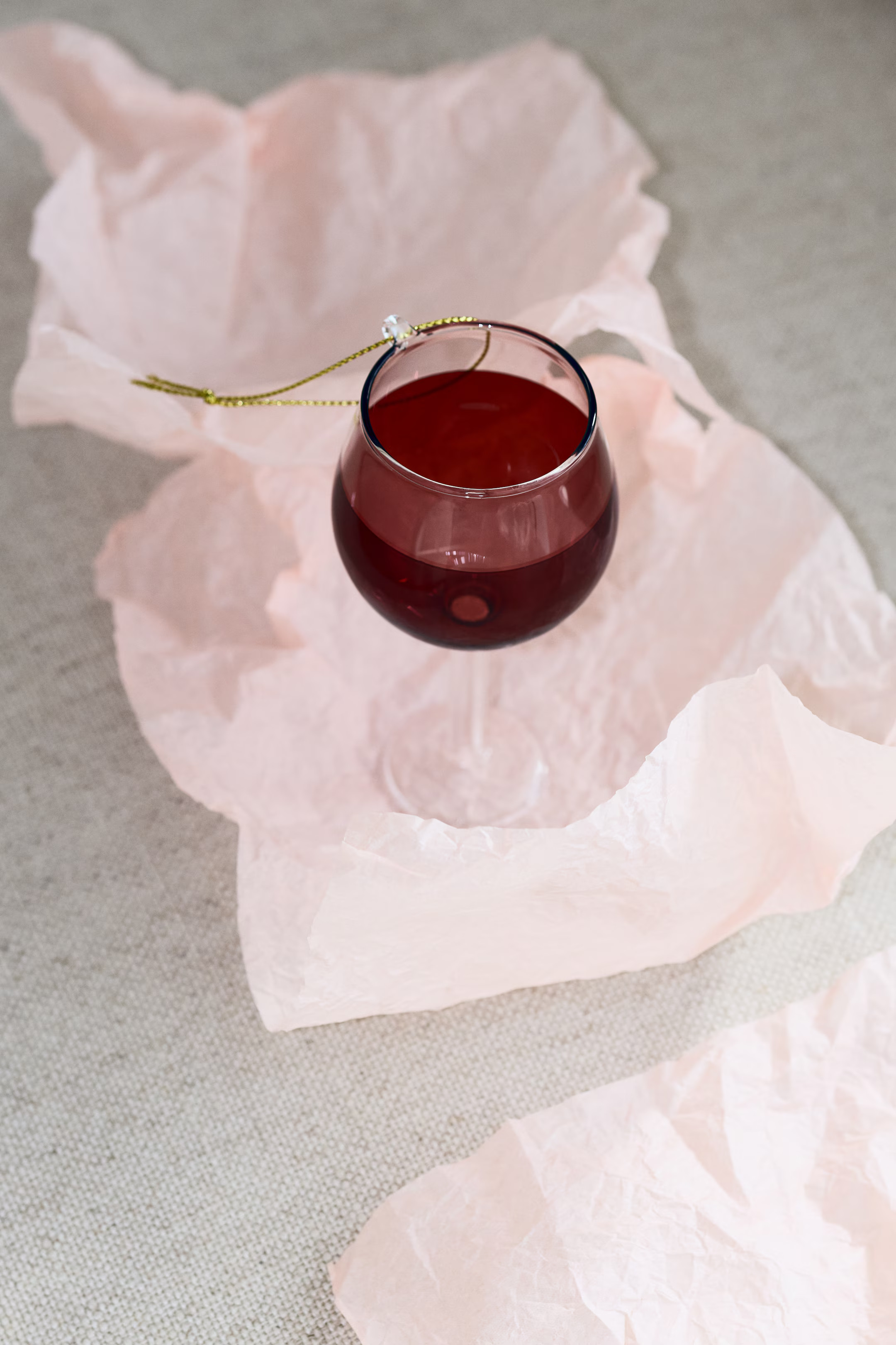 Glass Christmas decoration | H&M (UK, MY, IN, SG, PH, TW, HK)