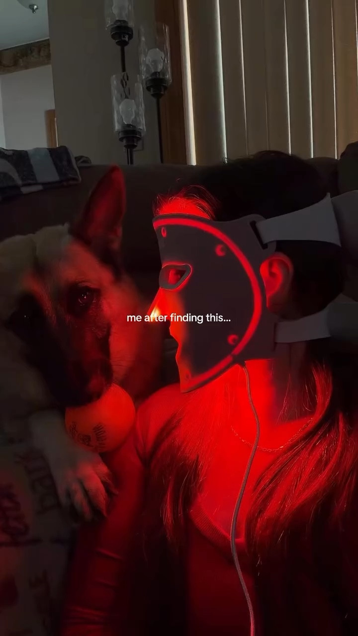 me after finding this… ✨
i’ve been using red light therapy to help with redness, fine lines & overall skin texture and it’s honestly the easiest step in my routine

i love anything that works while i’m doing nothing 🤍

#redlighttherapy #skincare #glowingskin #beautyroutine #skincarefinds

#LTKBeauty #LTKOver40 #LTKselfcare