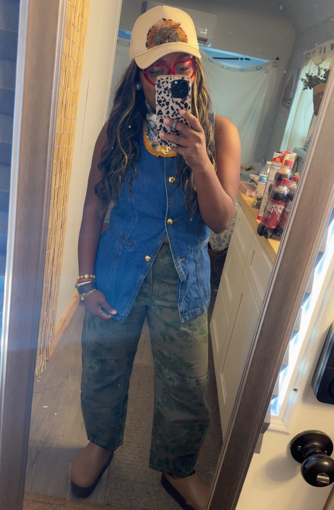 The cutest floral jeans! 

#LTKFindsUnder50 #LTKPetite