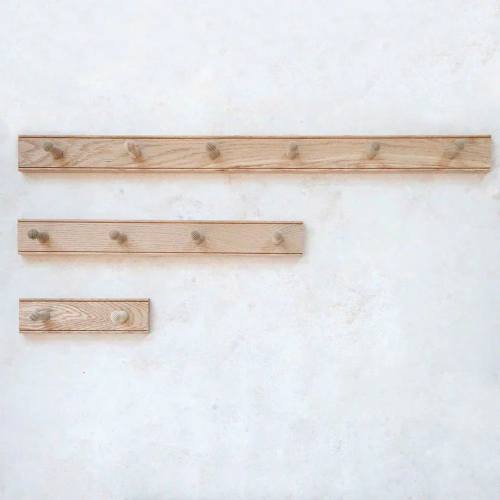 Oak Shaker Peg Rail | Roan Iris