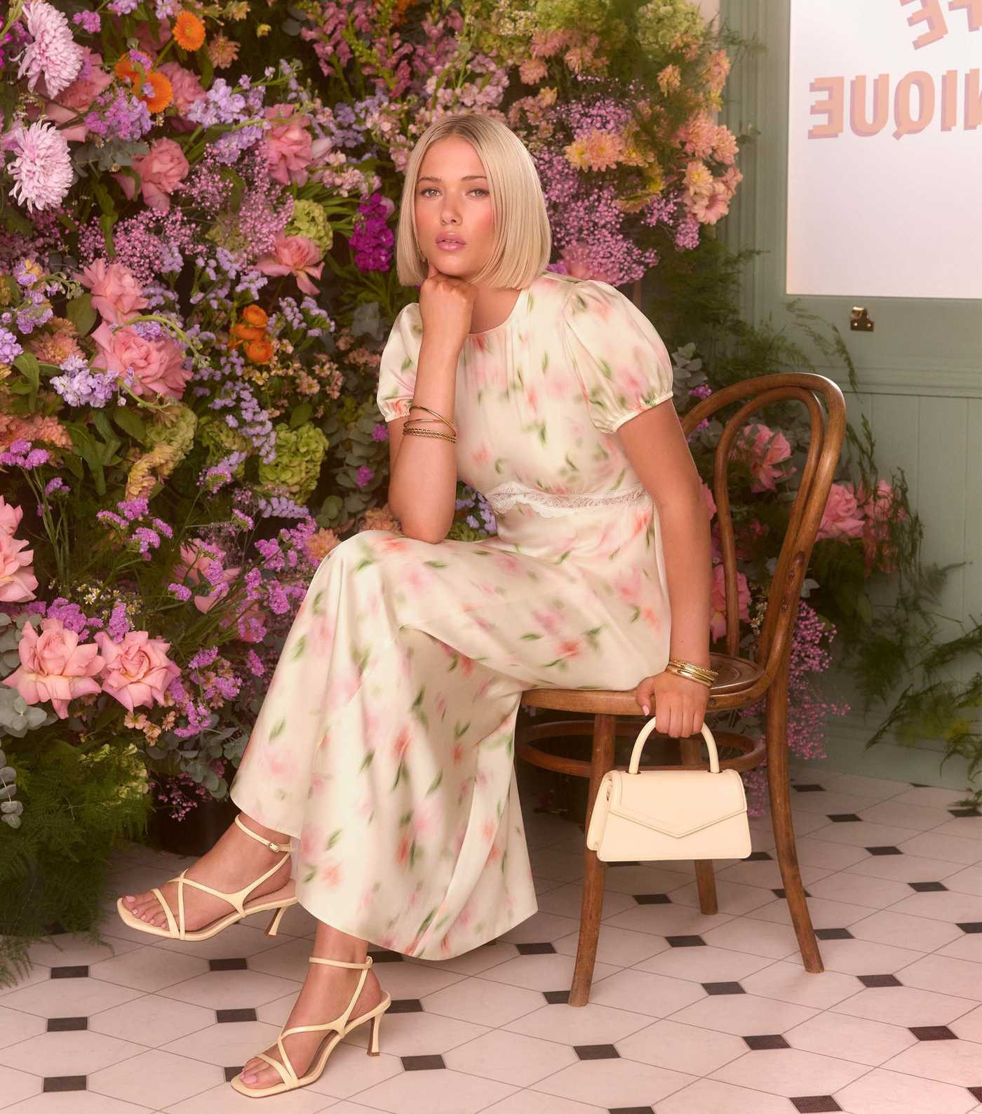 Cream Blurred Floral Print Midi Dress | New Look | New Look (UK)