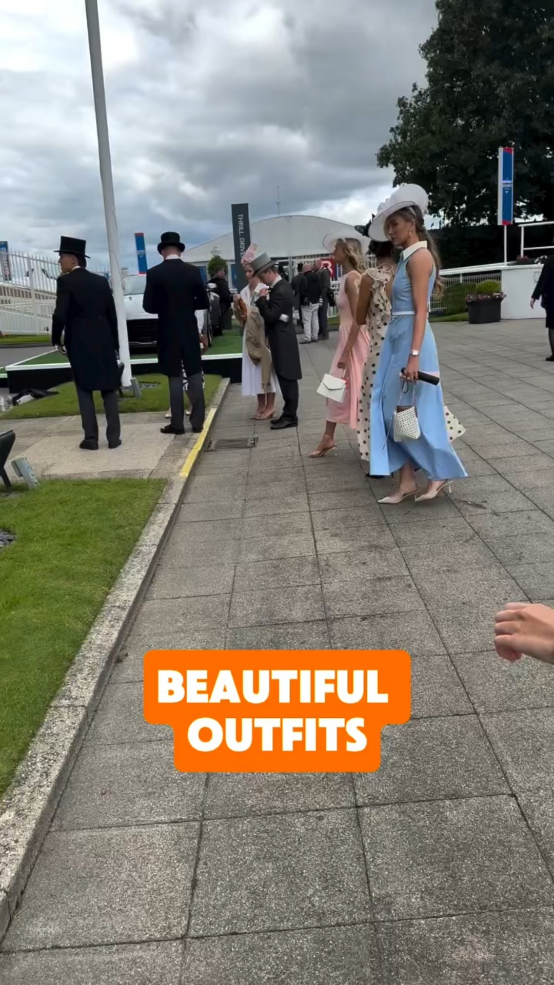 Didn’t these ladies look amazing 🤩 

#RacedayTV #Zyn