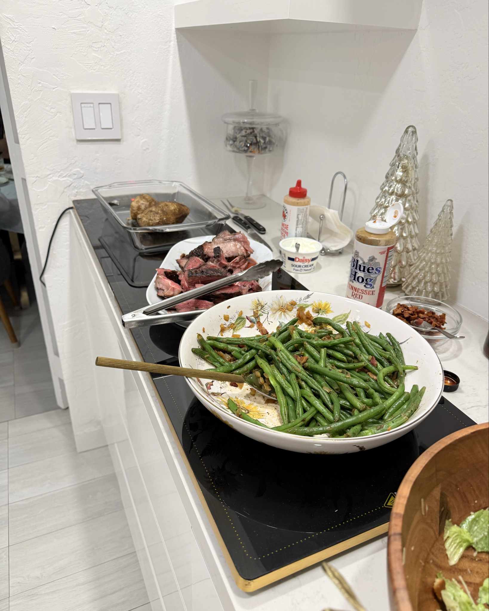 This Electric warming tray. I love it! So worth it. Great for a gift too

#LTKfoodie #LTKHome #LTKHoliday