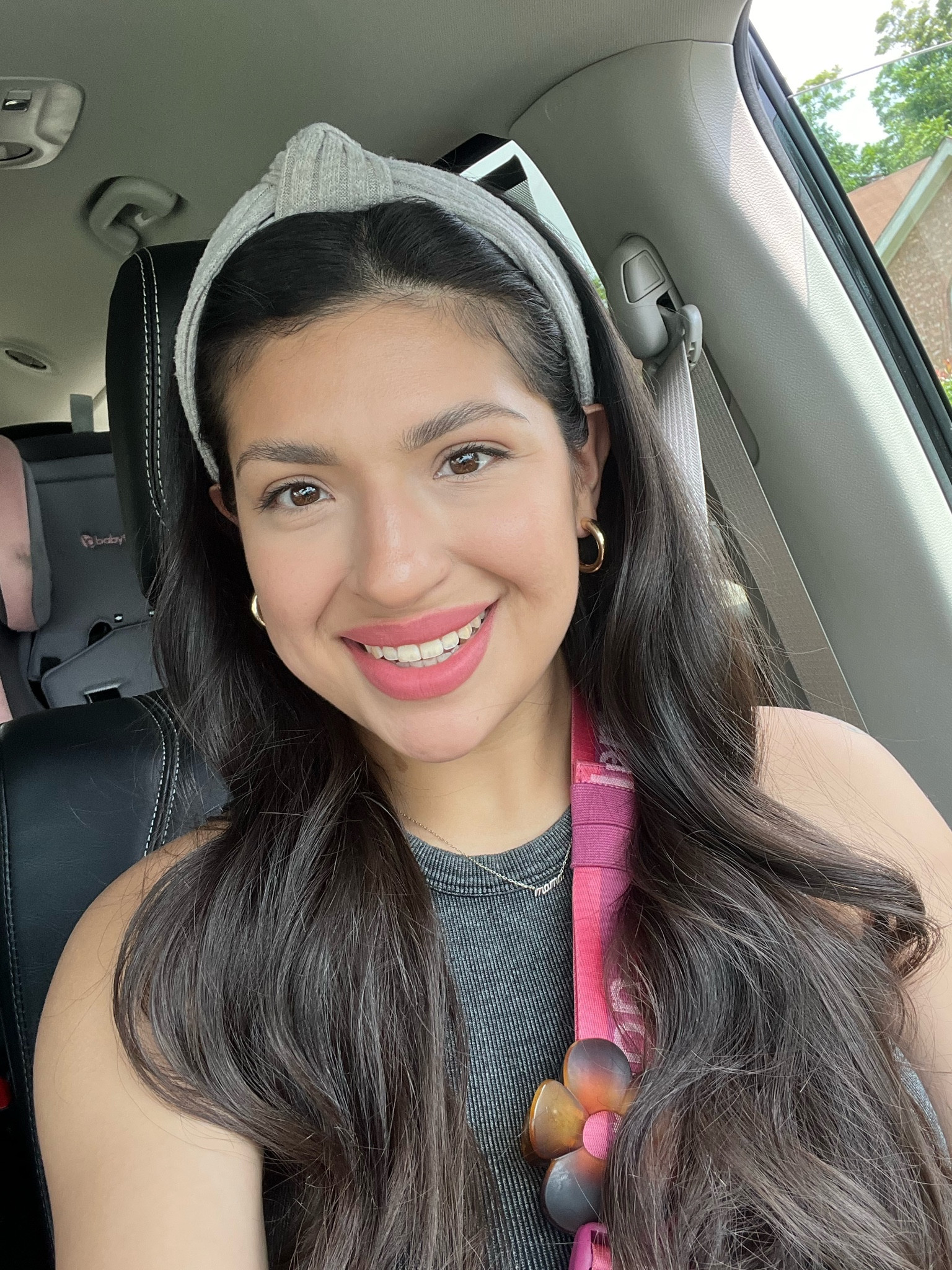 My Lululemon bag goes everywhere with me the perfect color too! 

#LTKMidsize #LTKFindsUnder100 #LTKStyleTip