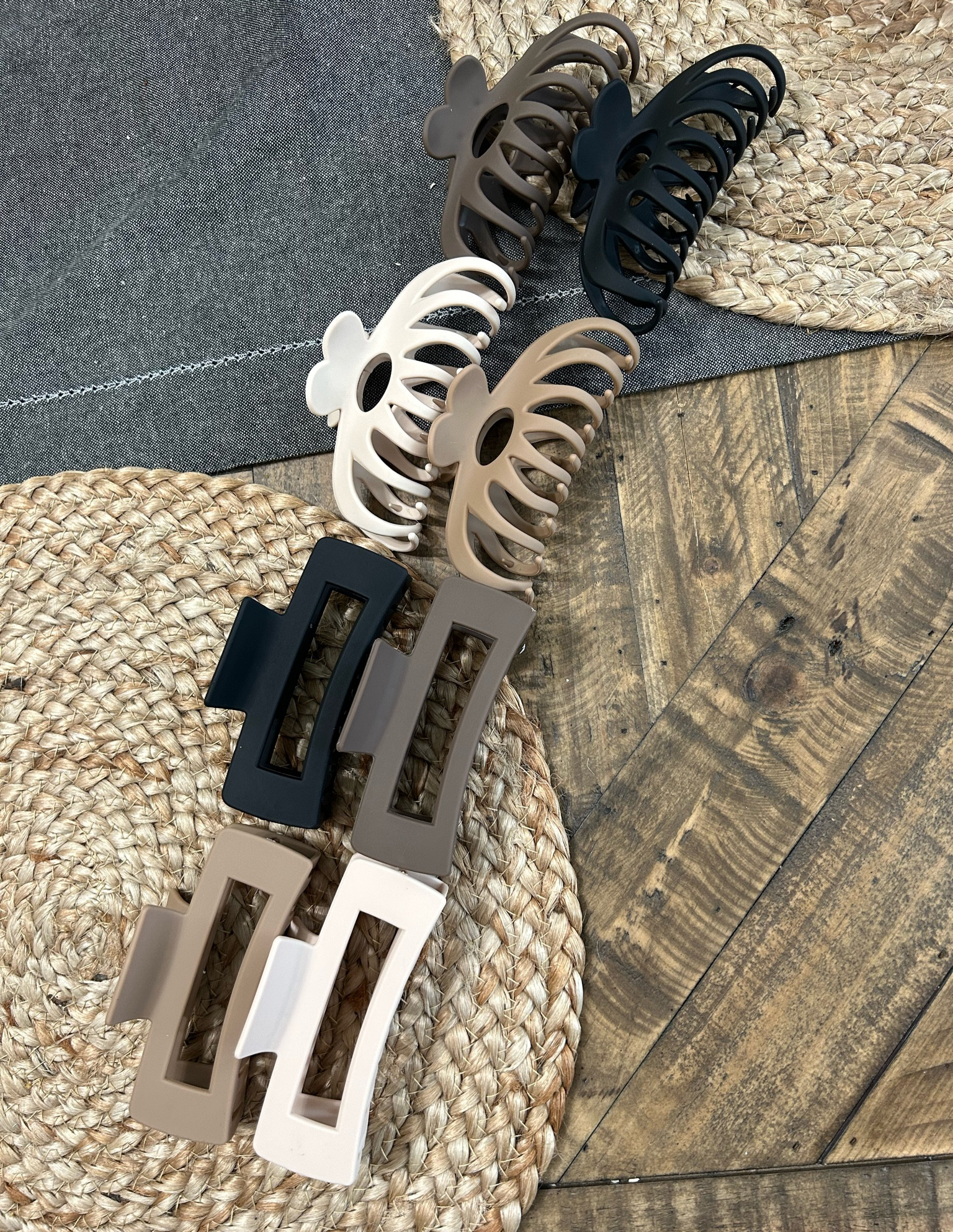 My new fav claw clips ☺️ I love this neutral pack

#LTKFind #LTKworkwear #LTKstyletip