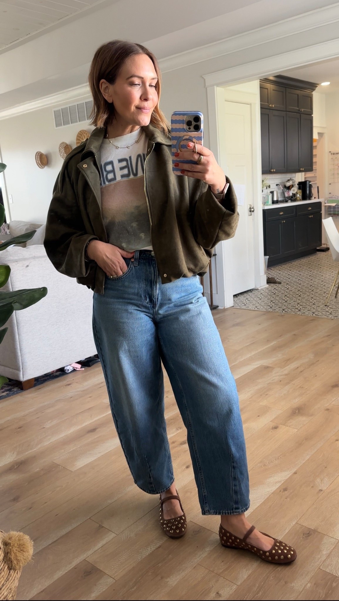 This jacket is SO good. Perfectly oversized-I’m in a small 

#LTKootd #LTKWorkwear #LTKOver40