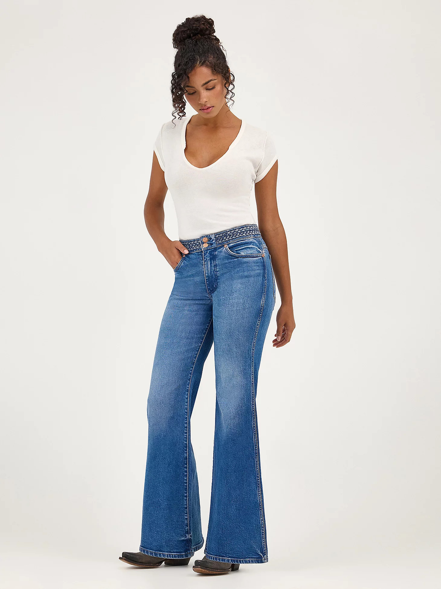 Women's Braided Flare Jean | Wrangler