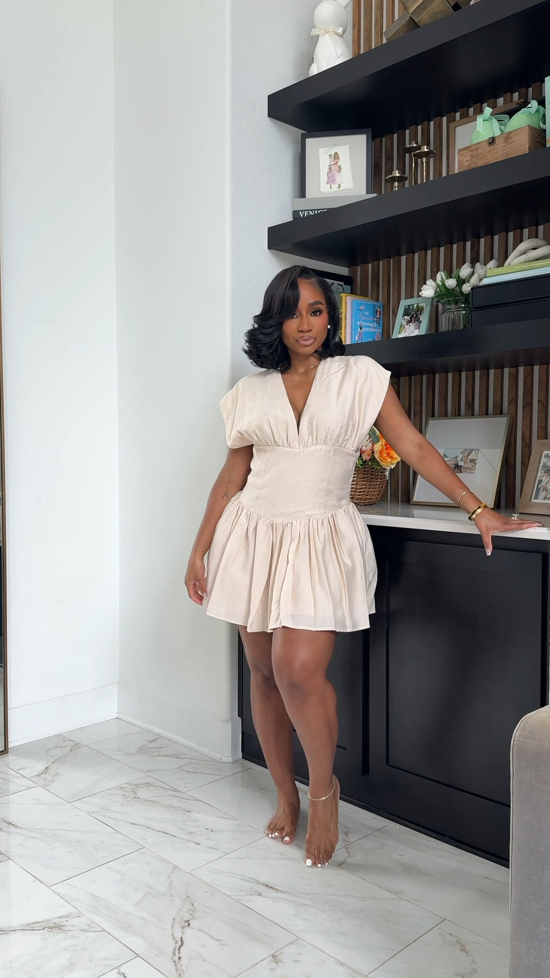 Cinched waist mini dress! Perfect for brunch and other occasions! 

#LTKMidsize #LTKootd