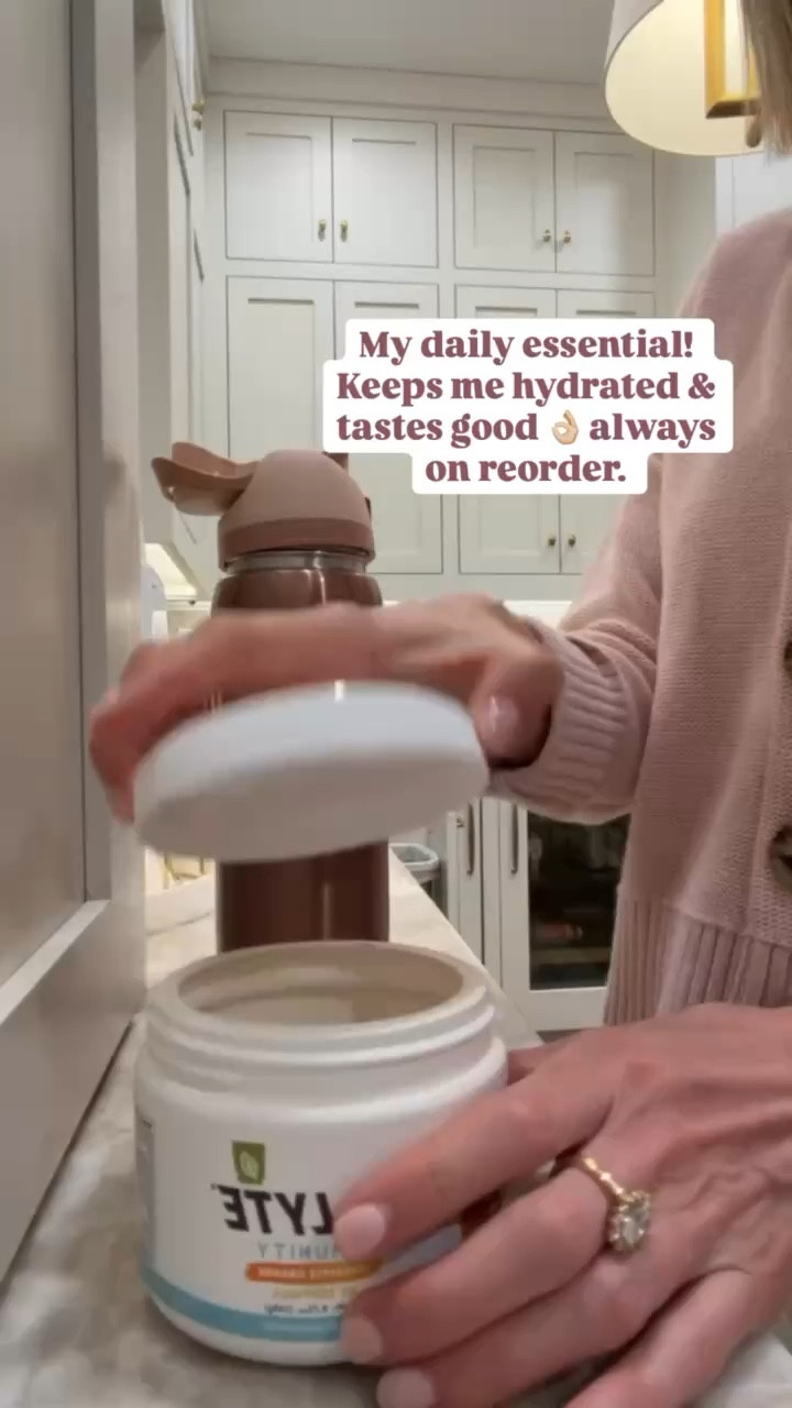 I use this everyday 👏🏼 so great for your immunity!

Loverly Grey, re-lyte, electrolytes

#LTKgrwm