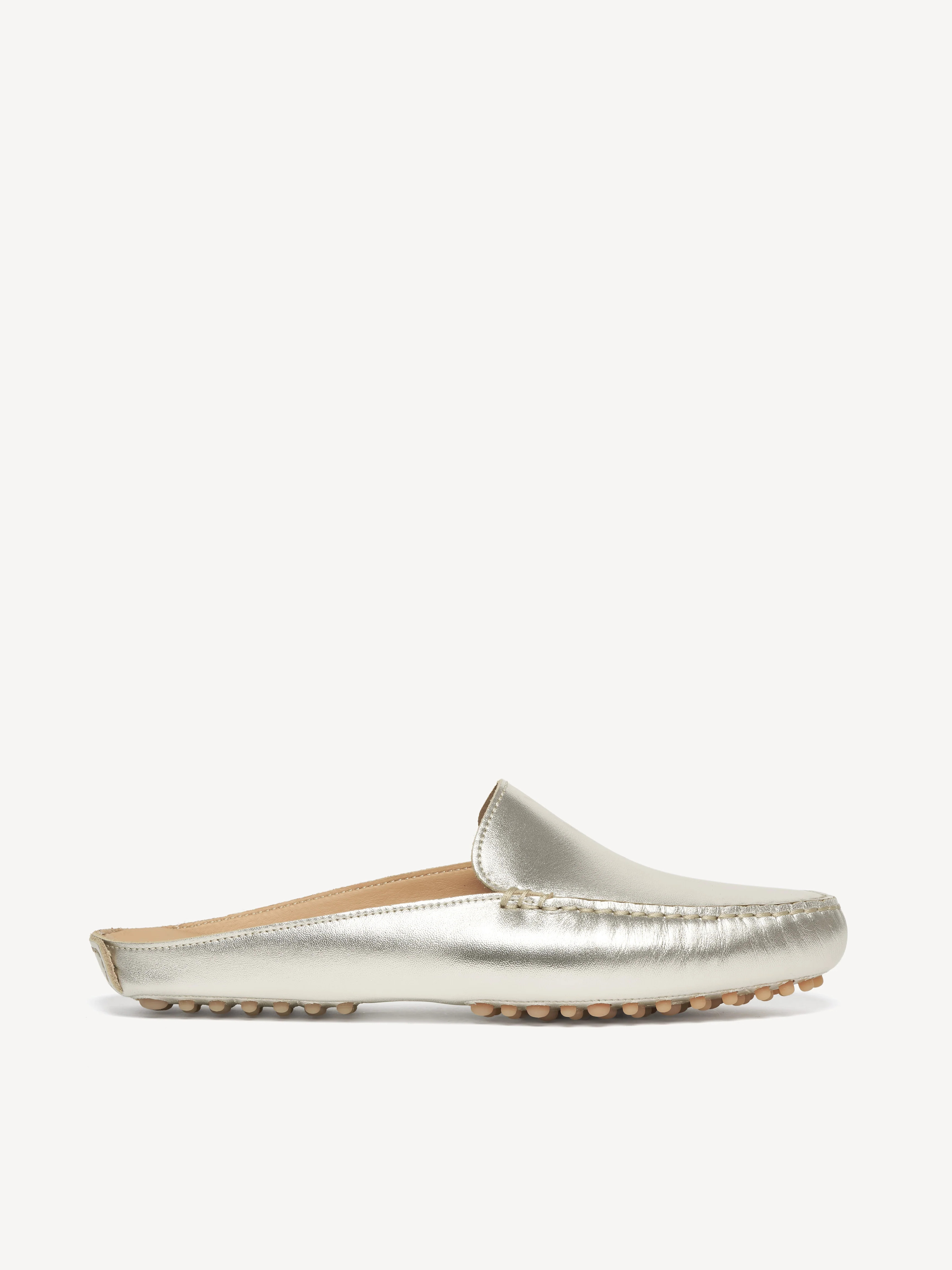 M.Gemi The Felize Mule Women's Flats, Size 40 in Platinum Metallic Leather | M.GEMI
