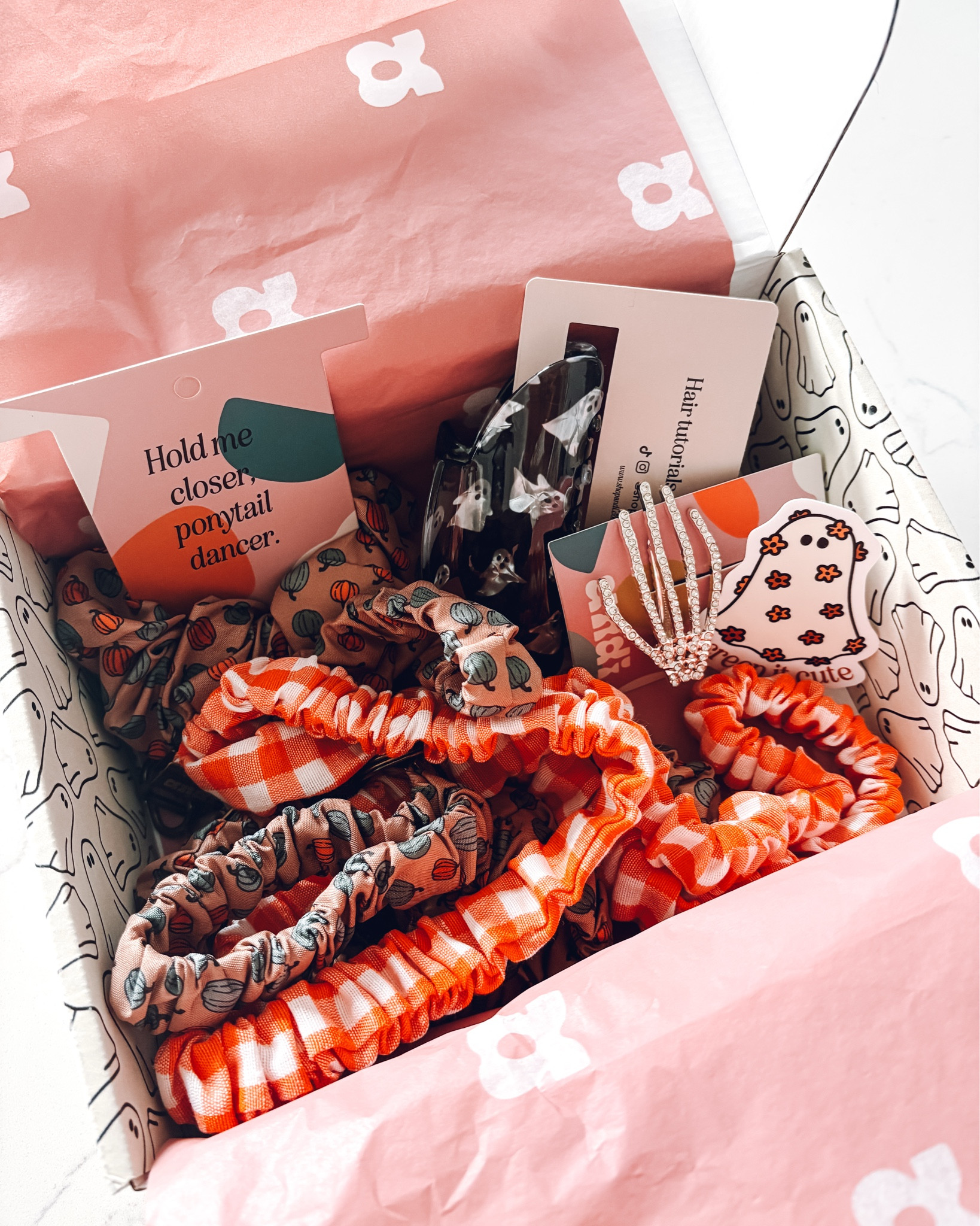 Halloween accessories!!! the ghosty hair clip is my fav!!

| hair accessories | teacher lanyard |  claw clip | shop andi 

#LTKSeasonal #LTKHalloween #LTKBeauty