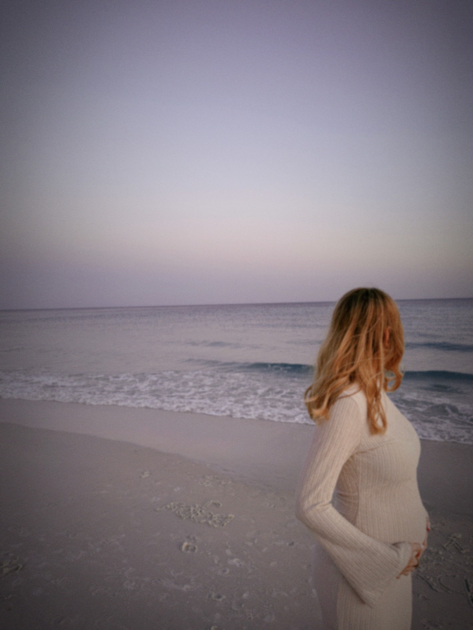 Pregnancy announcement dress, baby shower or just in general! Super cute, very stretchy! Must have dress during pregnancy 🤍🫶🏻🧸 18 weeks here and I’m wearing a size Smalll

#LTKFindsUnder50 #LTKStyleTip #LTKBump