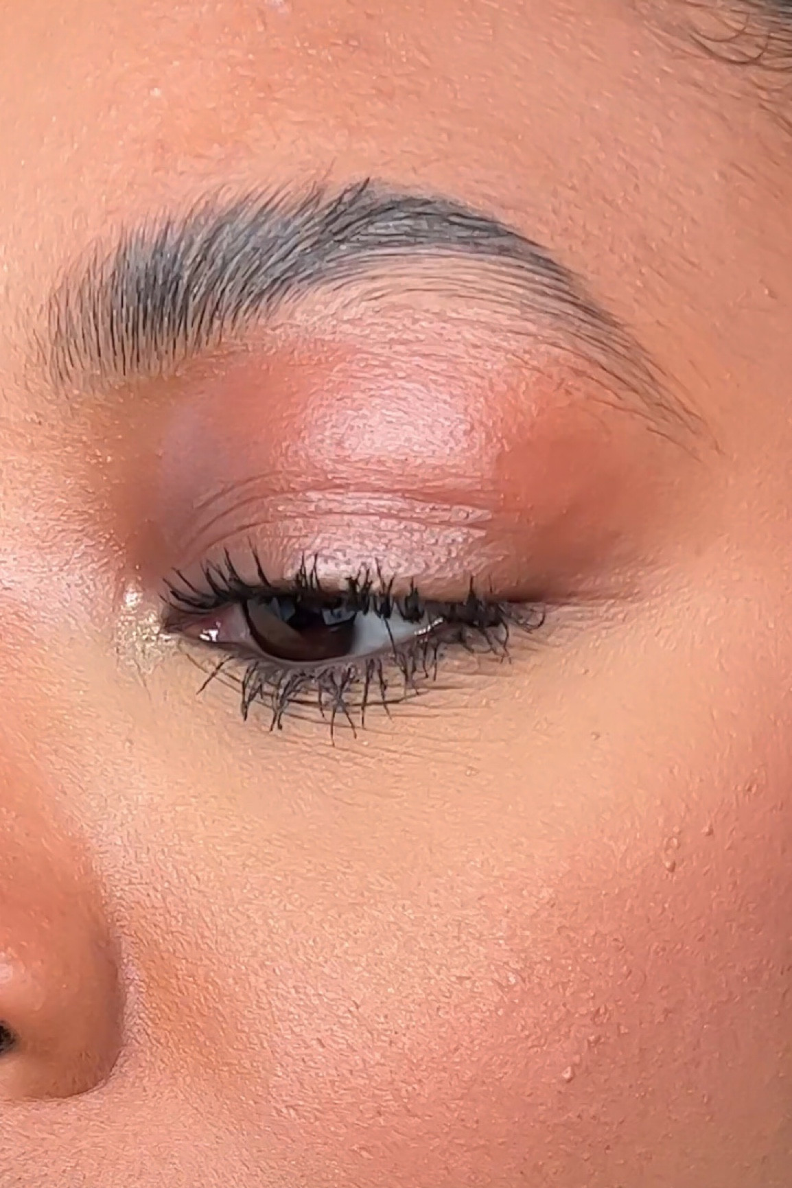 Love a good soft, soap brow effect 🤩

Anastasia Brow Freeze (clear) paired with Anastasia Brow Pen in the shade Ebony  

#LTKbeauty