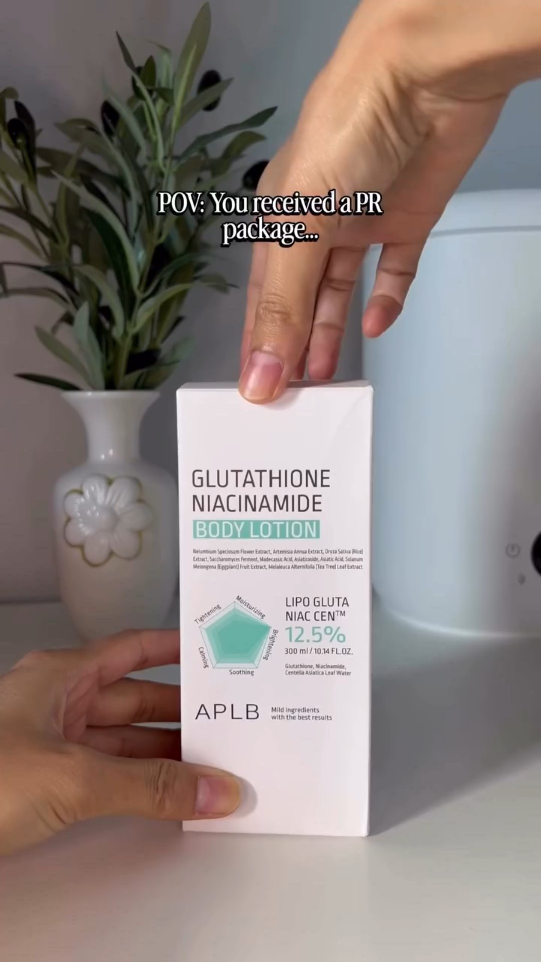 PR Package from APLB x YesStyle 📦✨

So excited to receive this Body Glow in a Bottle from @yesstyle and @aplb.global 🌸

This luxurious APLB Glutathione Niacinamide Body Lotion is enriched with 12.5% LIPO GLUTA NIAC CEN™, Niacinamide, Glutathione, and Centella Asiatica Leaf Water 💧

It helps to:
🌿 Brighten dull skin
💦 Deeply hydrate
🌸 Tighten and soothe
✨ Leave your skin smooth, radiant, and glowing

Thank you @yesstyle , @aplb.global and @yesstyleinfluencers for sending this amazing PR package! 💖

Use my code RIDDHI2903 for a discount when shopping at YesStyle 🛍️

#YesStyleInfluencers #APLB #BodyLotion #PRPackage #KBeauty #GlowingSkin #torontoblogger