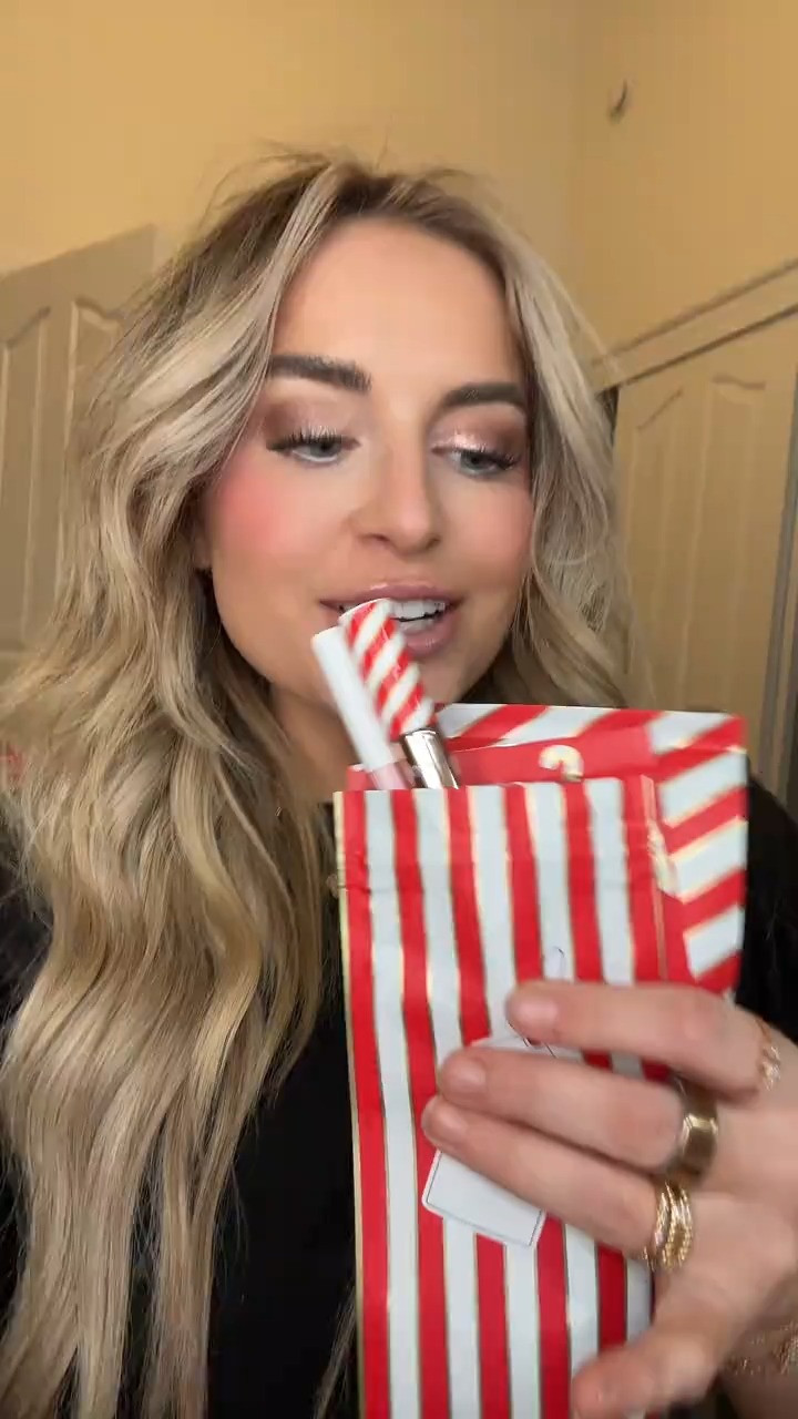 This is why I see those posts and they're so funny to me 😂😂 

 #LTKGiftGuide #LTKHoliday #LTKBeauty