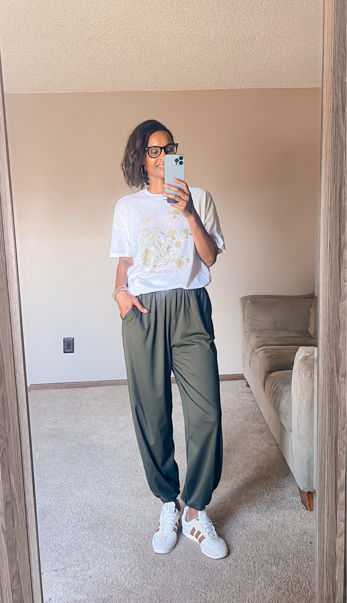 I think you’re going to love the feel of these joggers and they come in long length. The tee was an @Aerie steal at only $5! This specific tee is almost sold out but there is another option available.

#LTKOver40 #LTKootd #LTKTall