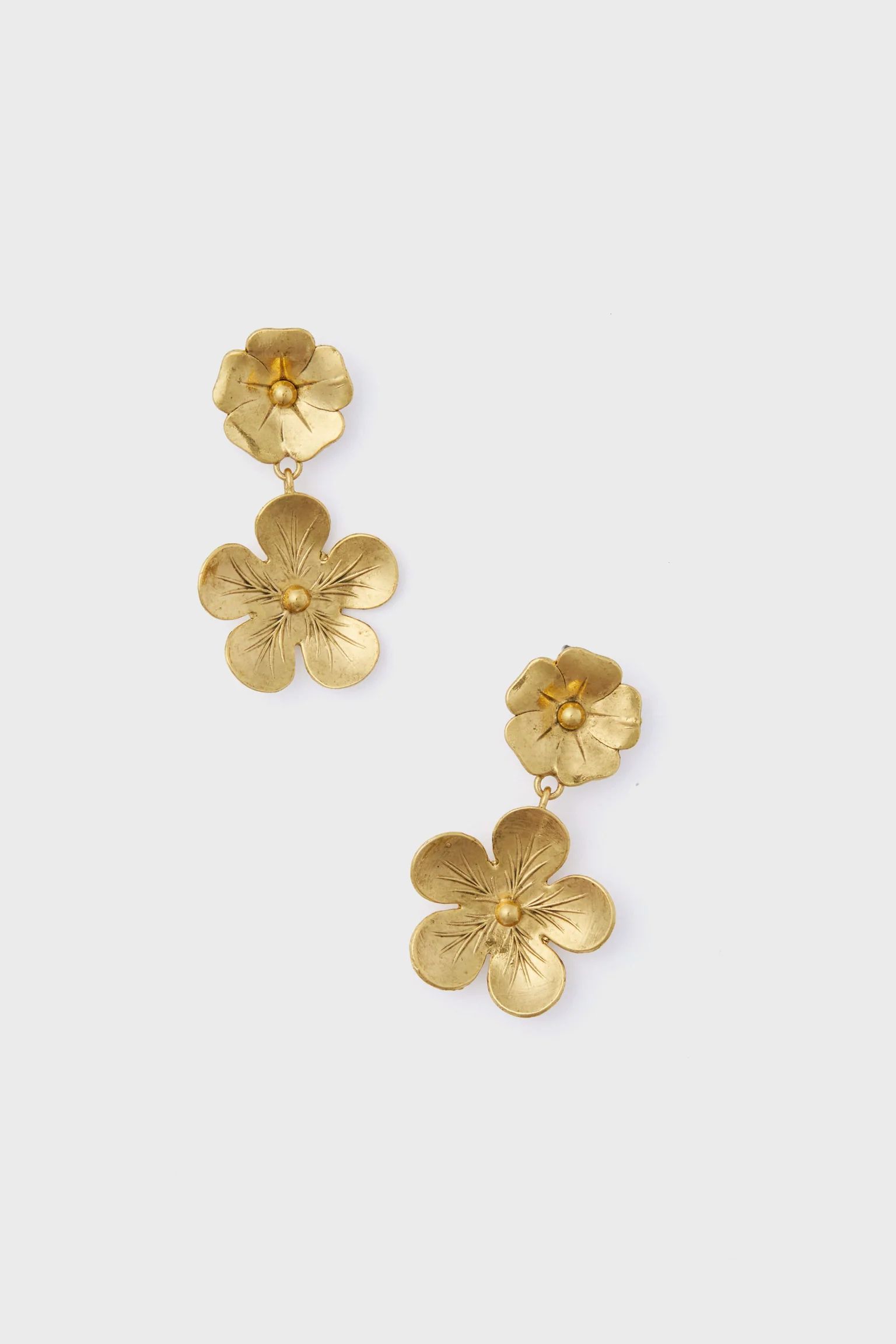 Gold Kenzie Earrings | Tuckernuck (US)