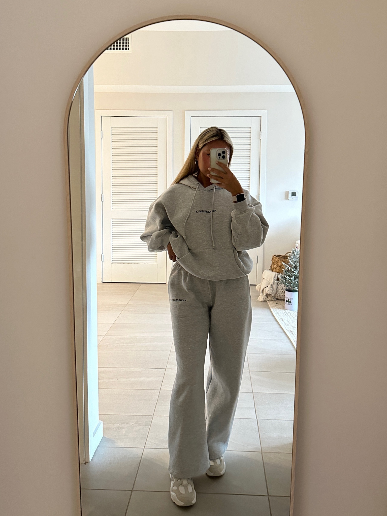 Sweat set, cute set, set, hoodie set, hoodie and pants set, sweat shirt and sweat pants, princess Polly 

#LTKMostLoved #LTKU #LTKstyletip