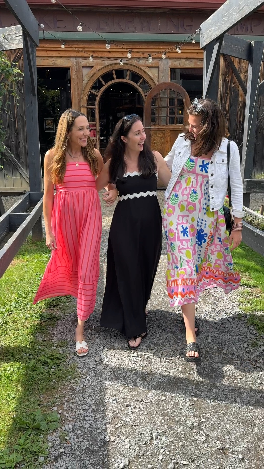 Winery outfits, summer dresses, fall dresses, wedding guest, maxi dress