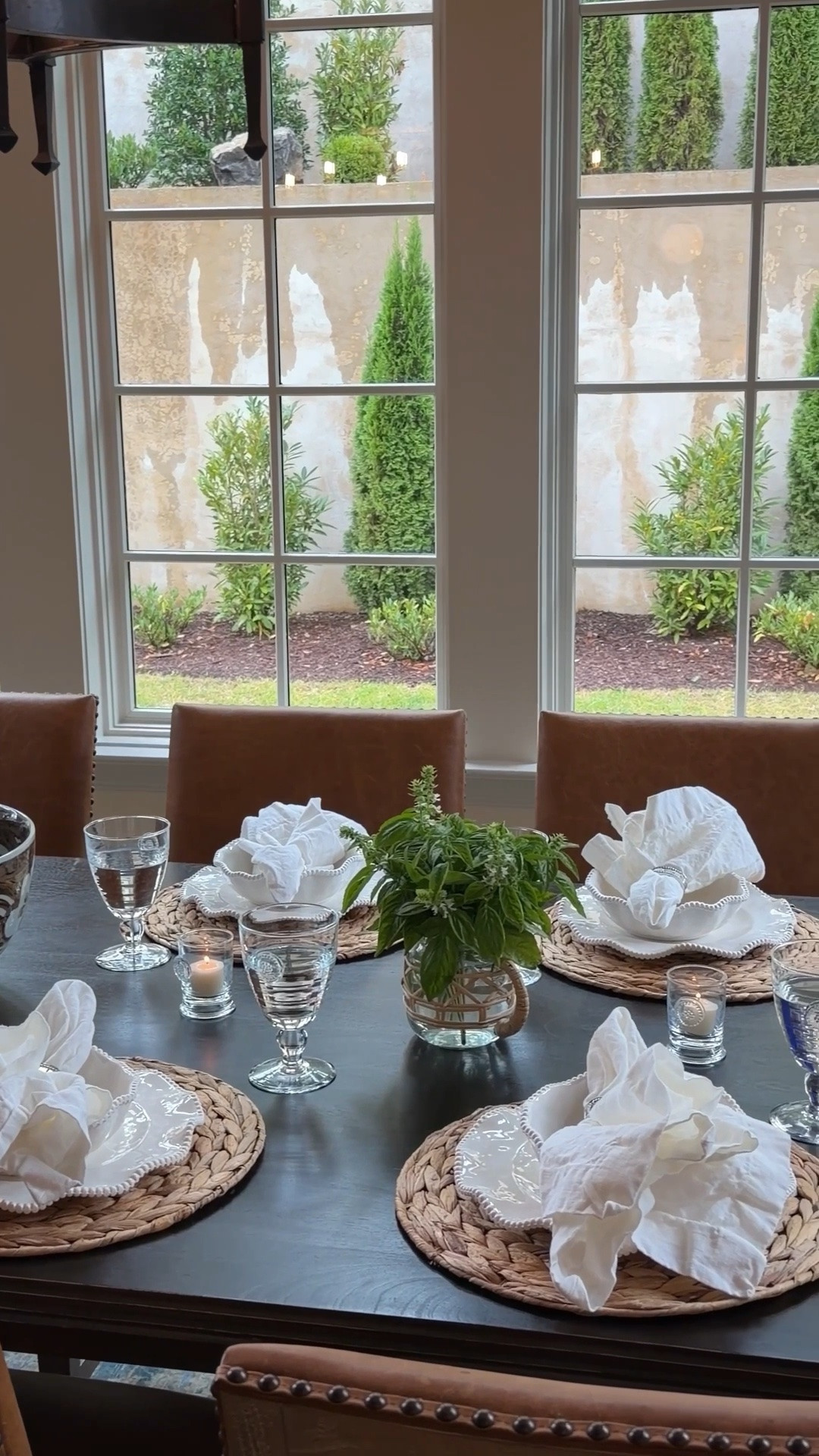 #ad Rainy day dinner plans! @Wayfair #Wayfair #WayfairPartner 

home l dinner l hosting l kitchen
